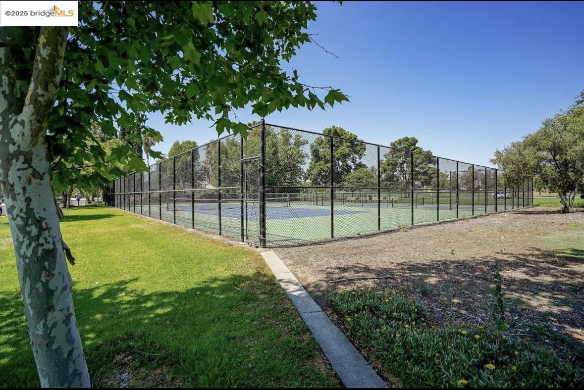 Detail Gallery Image 41 of 43 For 5580 Edgeview Dr, Discovery Bay,  CA 94505 - 4 Beds | 2/1 Baths