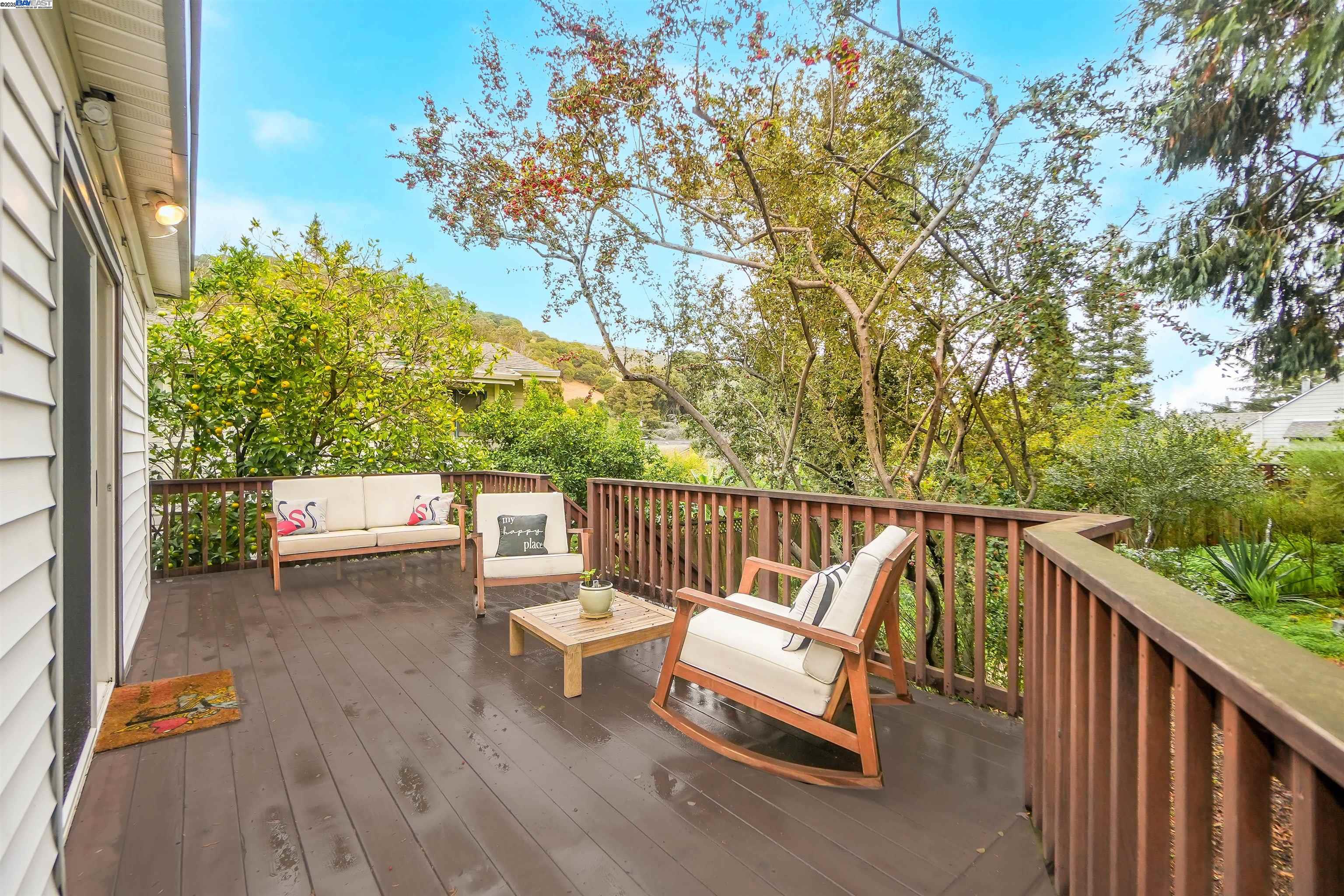 Detail Gallery Image 39 of 60 For 3908 Archmont Pl, Oakland,  CA 94605 - 2 Beds | 2 Baths