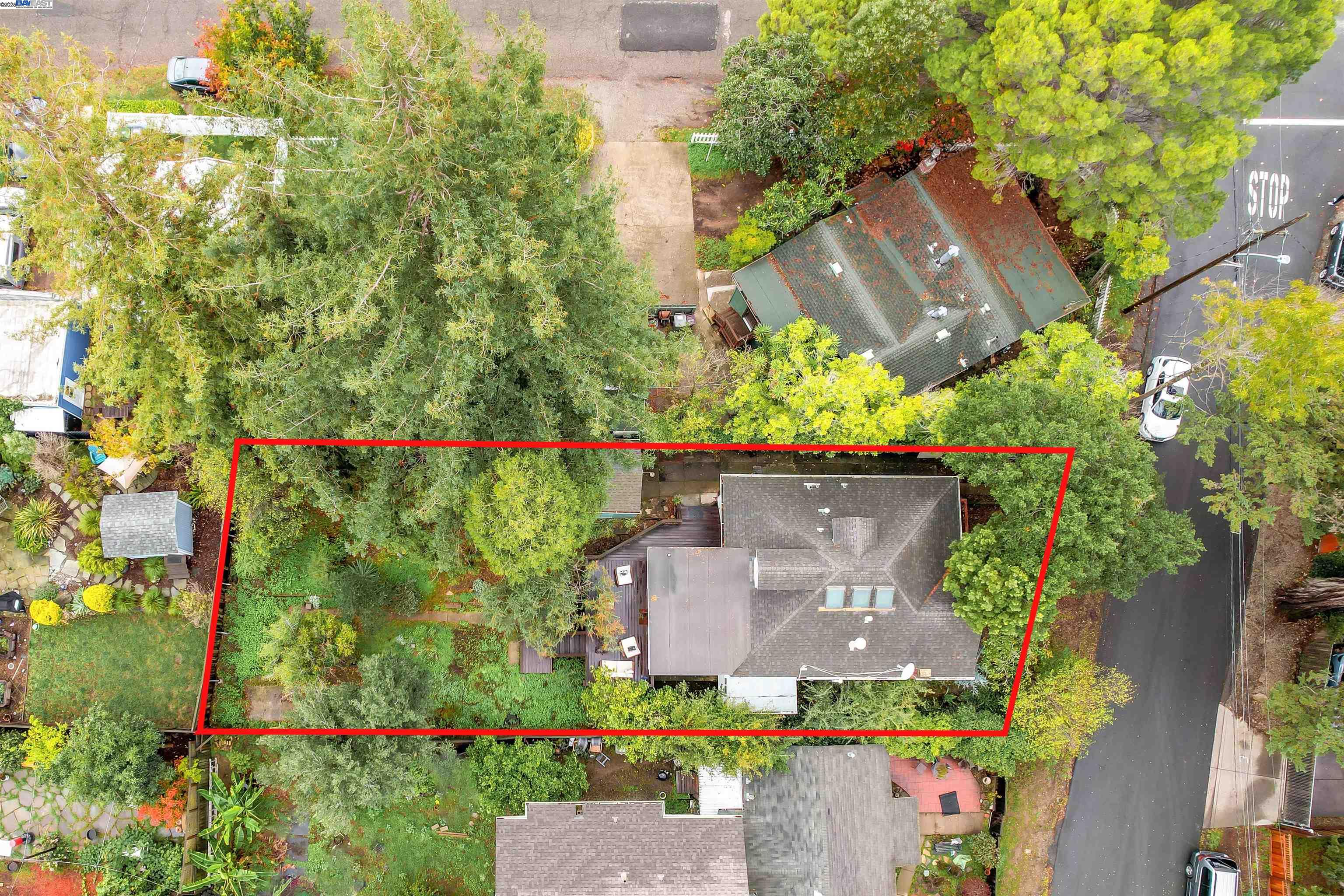 Detail Gallery Image 59 of 60 For 3908 Archmont Pl, Oakland,  CA 94605 - 2 Beds | 2 Baths