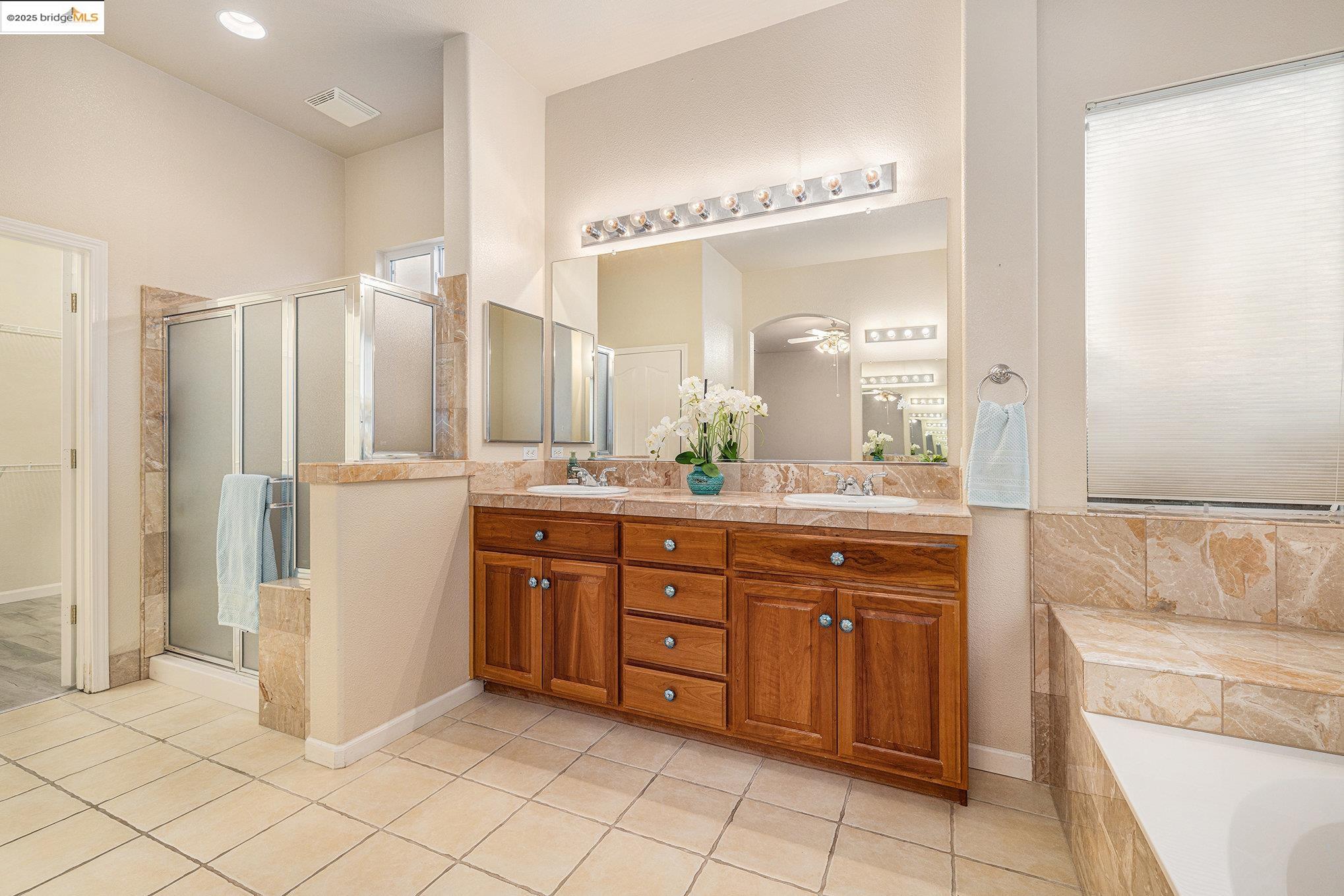Detail Gallery Image 24 of 45 For 729 Richardson Dr, Brentwood,  CA 94513-6462 - 2 Beds | 2/1 Baths