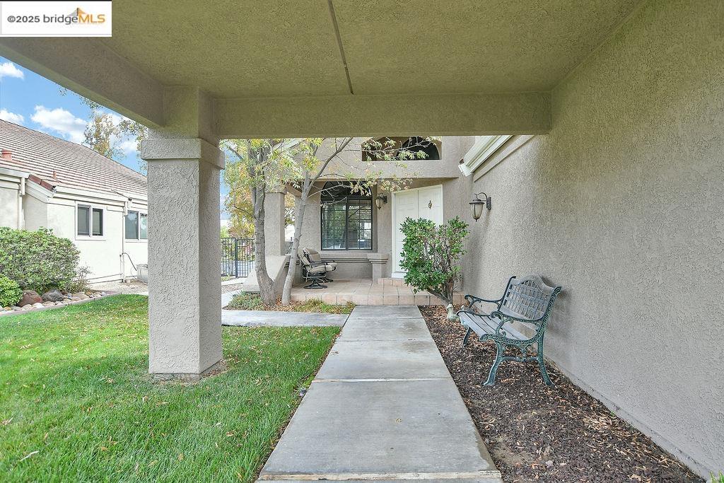 Detail Gallery Image 10 of 46 For 1915 Edgeview Way, Discovery Bay,  CA 94505 - 4 Beds | 3 Baths