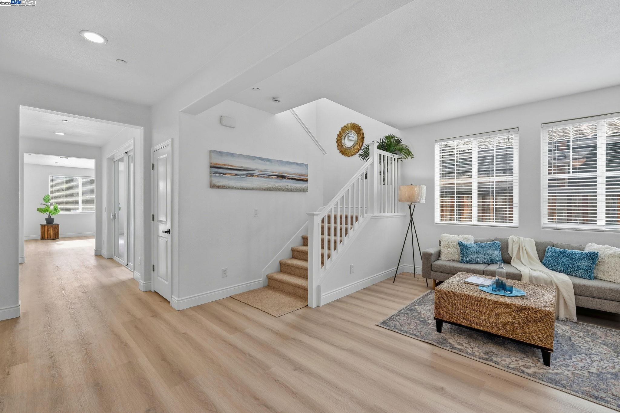 Detail Gallery Image 5 of 52 For 574 Mandevilla Dr, Brentwood,  CA 94513 - 5 Beds | 4 Baths