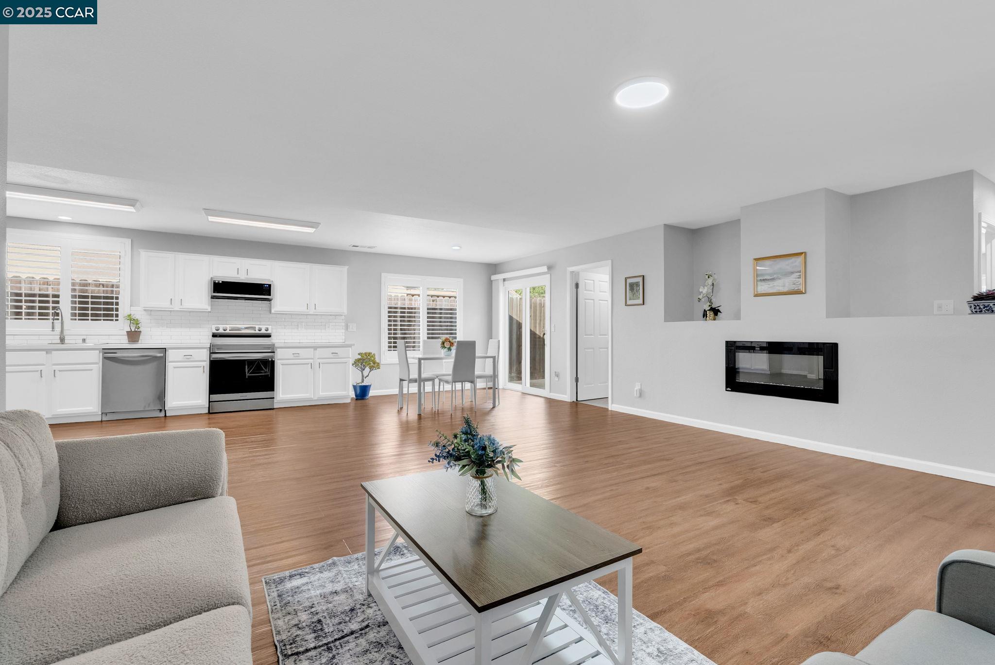 Detail Gallery Image 14 of 47 For 432 Red Robin Dr, Patterson,  CA 95363 - 4 Beds | 2 Baths