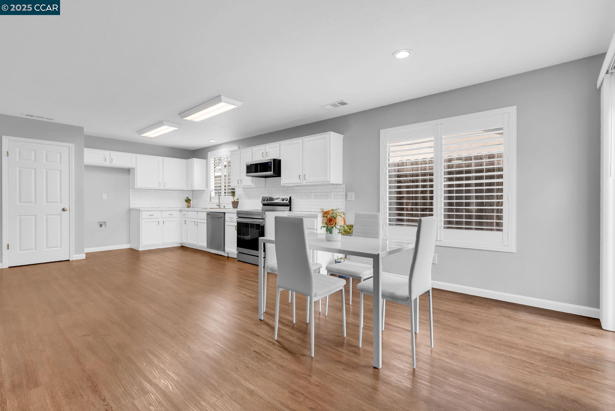 Detail Gallery Image 20 of 47 For 432 Red Robin Dr, Patterson,  CA 95363 - 4 Beds | 2 Baths