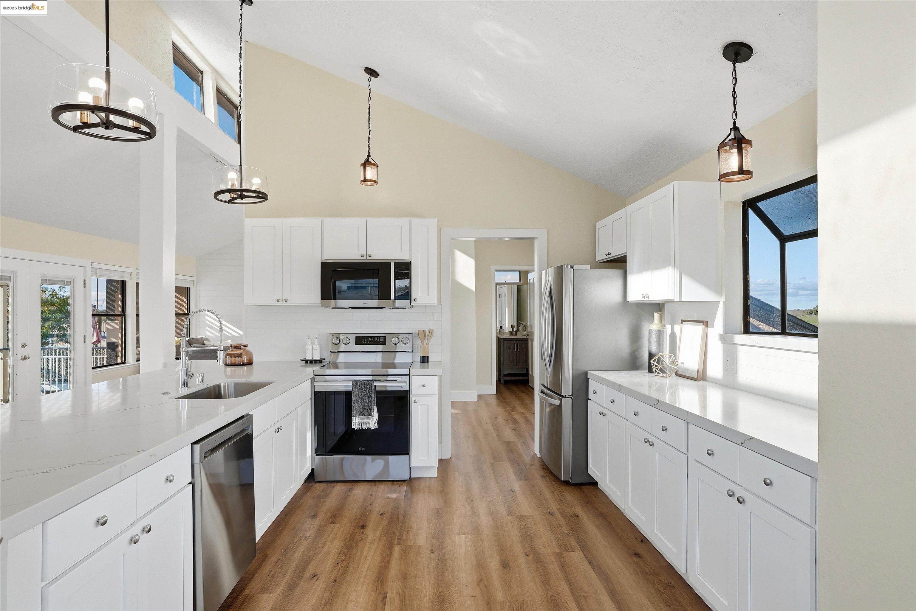 Detail Gallery Image 12 of 49 For 2796 Taylor Rd, Bethel Island,  CA 94511 - 3 Beds | 2/1 Baths