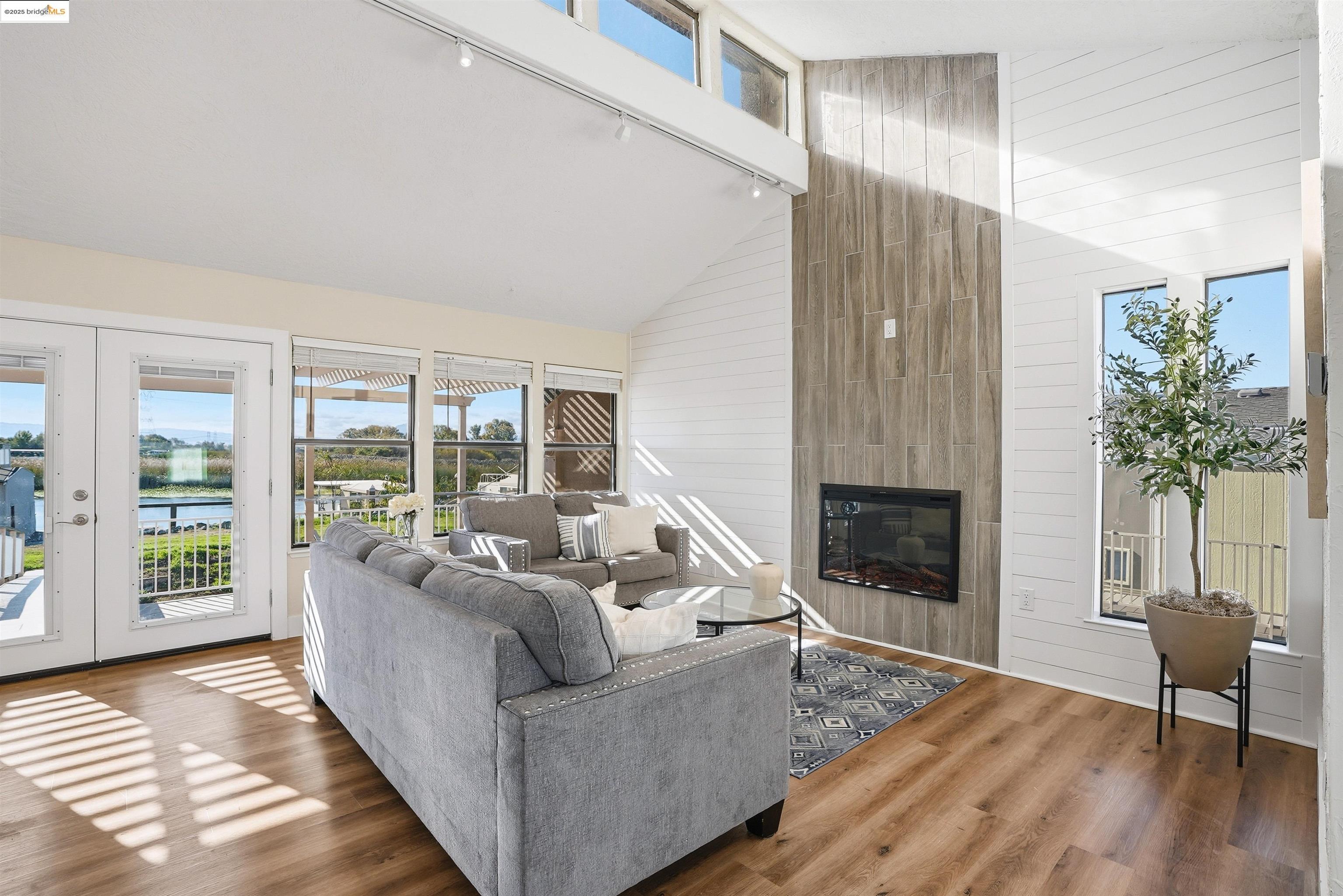 Detail Gallery Image 5 of 49 For 2796 Taylor Rd, Bethel Island,  CA 94511 - 3 Beds | 2/1 Baths