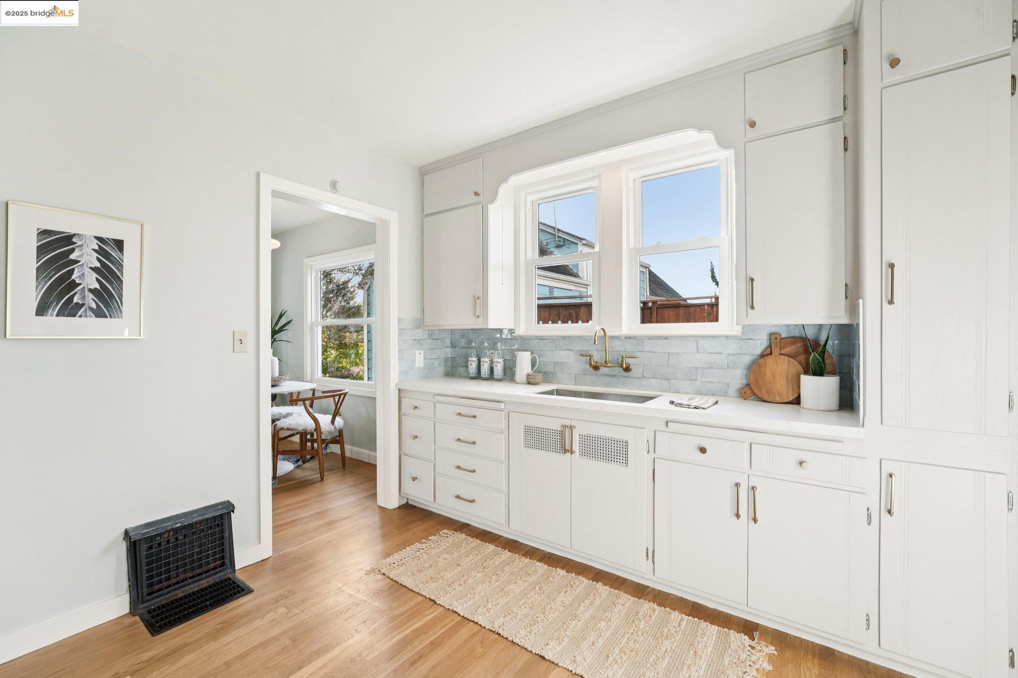 Detail Gallery Image 14 of 45 For 1209 Hearst Ave, Berkeley,  CA 94702 - 1 Beds | 1 Baths