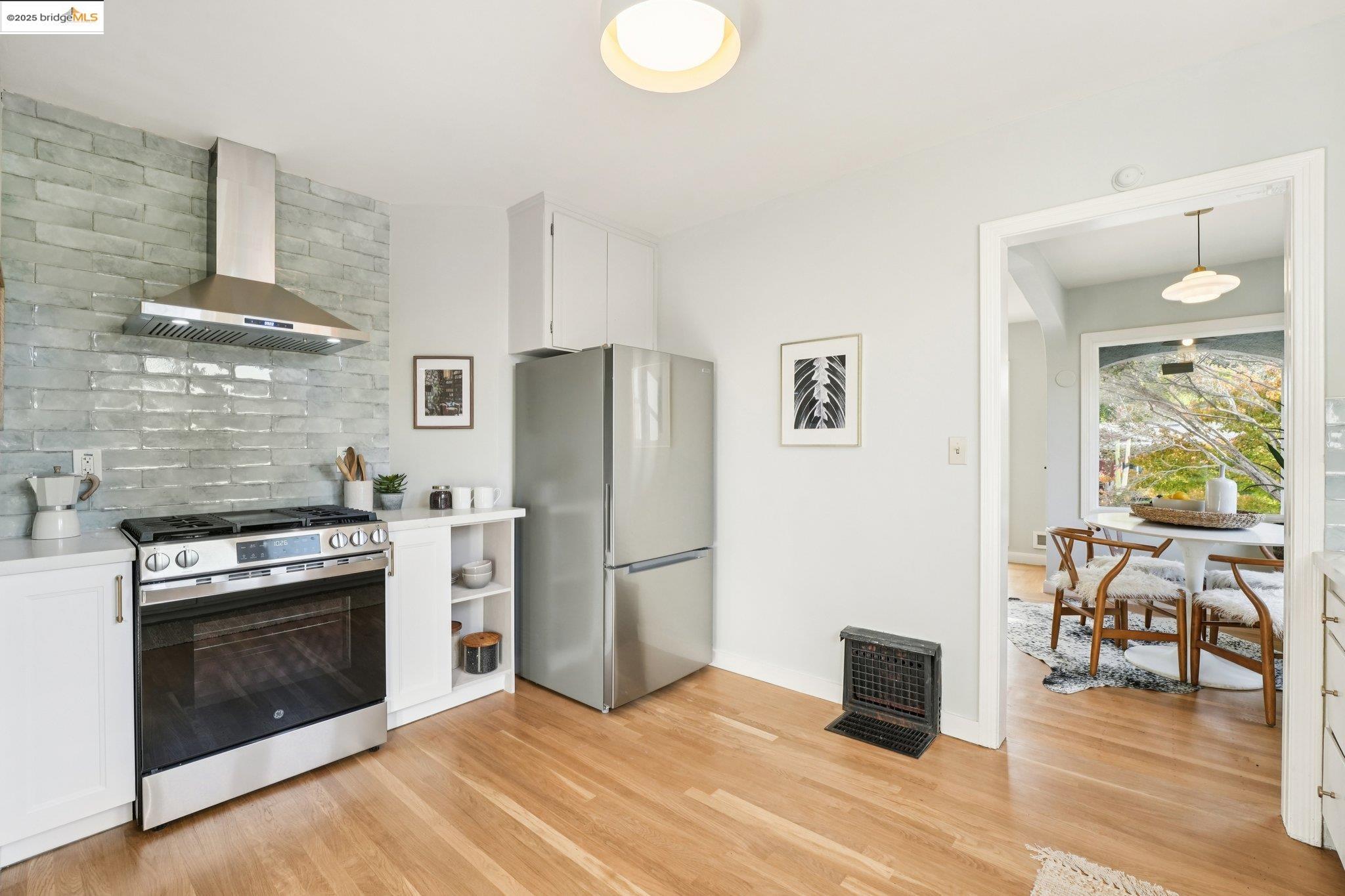 Detail Gallery Image 16 of 45 For 1209 Hearst Ave, Berkeley,  CA 94702 - 1 Beds | 1 Baths