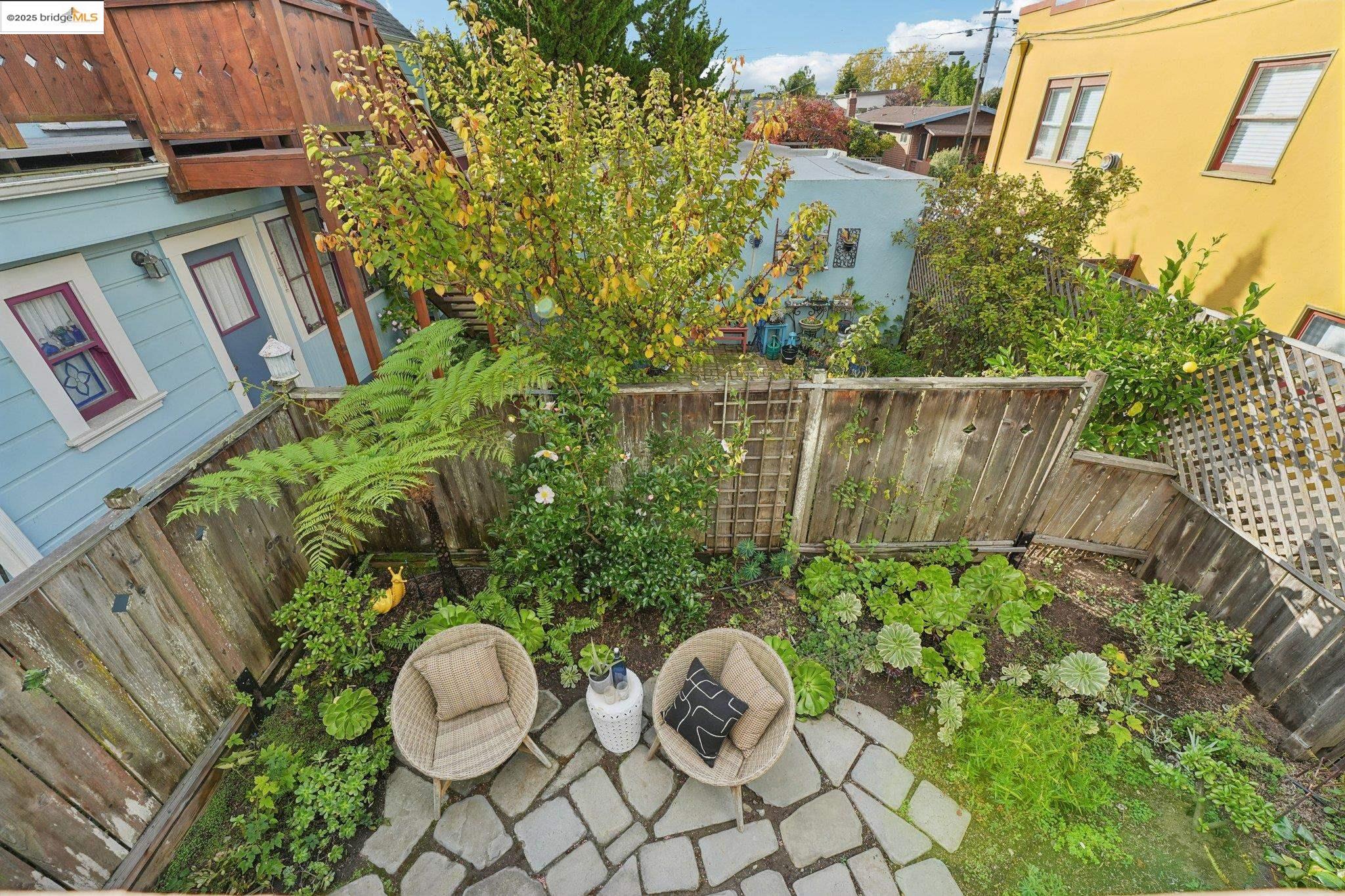 Detail Gallery Image 4 of 45 For 1209 Hearst Ave, Berkeley,  CA 94702 - 1 Beds | 1 Baths