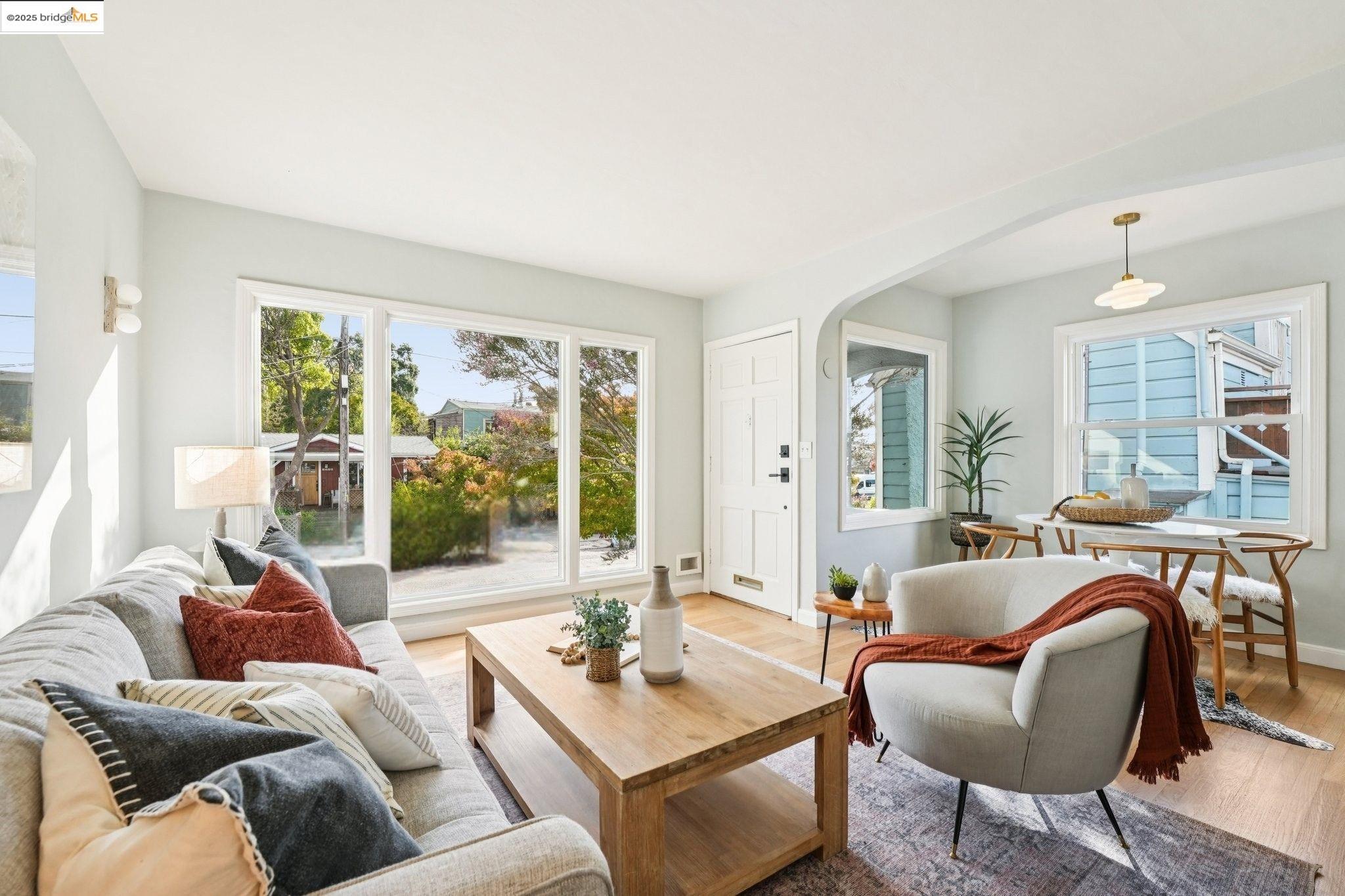 Detail Gallery Image 5 of 45 For 1209 Hearst Ave, Berkeley,  CA 94702 - 1 Beds | 1 Baths