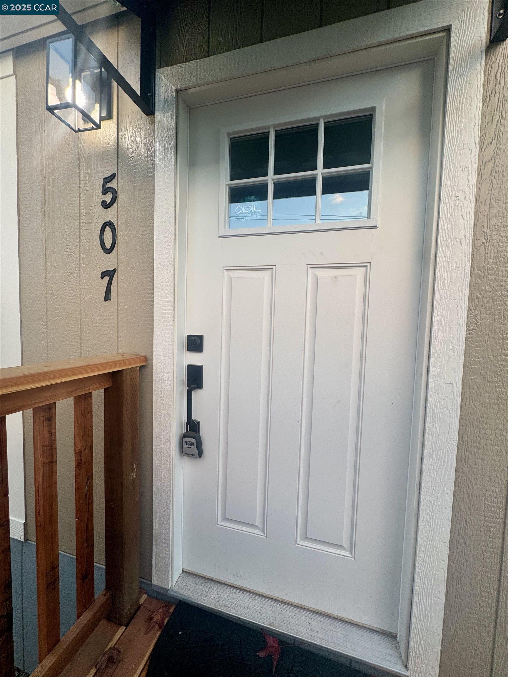 Detail Gallery Image 1 of 14 For 507 E Locust St, Lodi,  CA 95240 - 1 Beds | 1 Baths