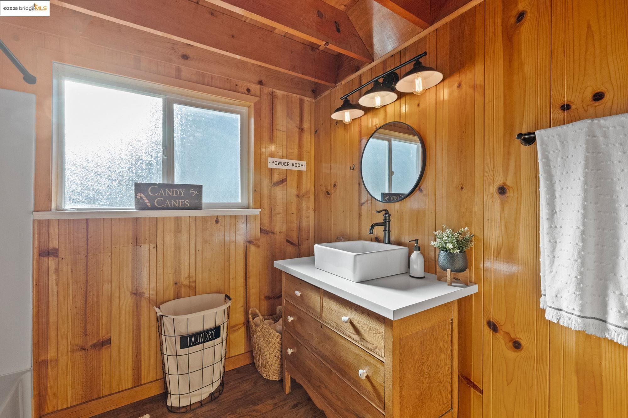 Detail Gallery Image 19 of 29 For 20395 Kutci Dr, Mi Wuk Village,  CA 95346 - 3 Beds | 2 Baths