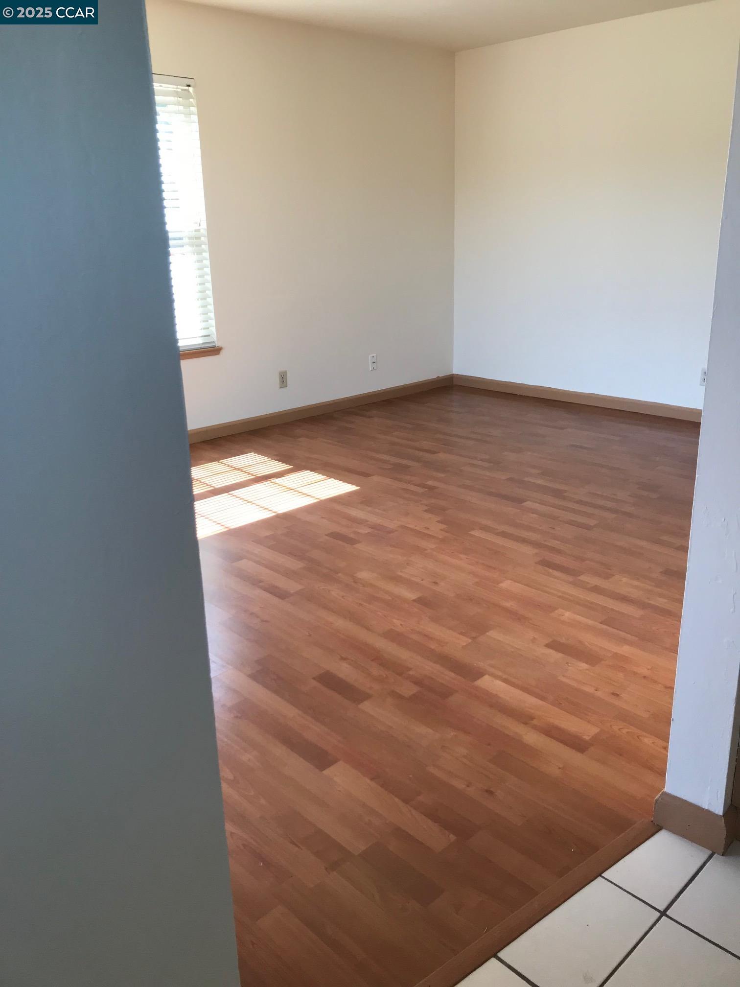 Detail Gallery Image 9 of 24 For 521 Laurel Ave, Pinole,  CA 94564 - – Beds | – Baths