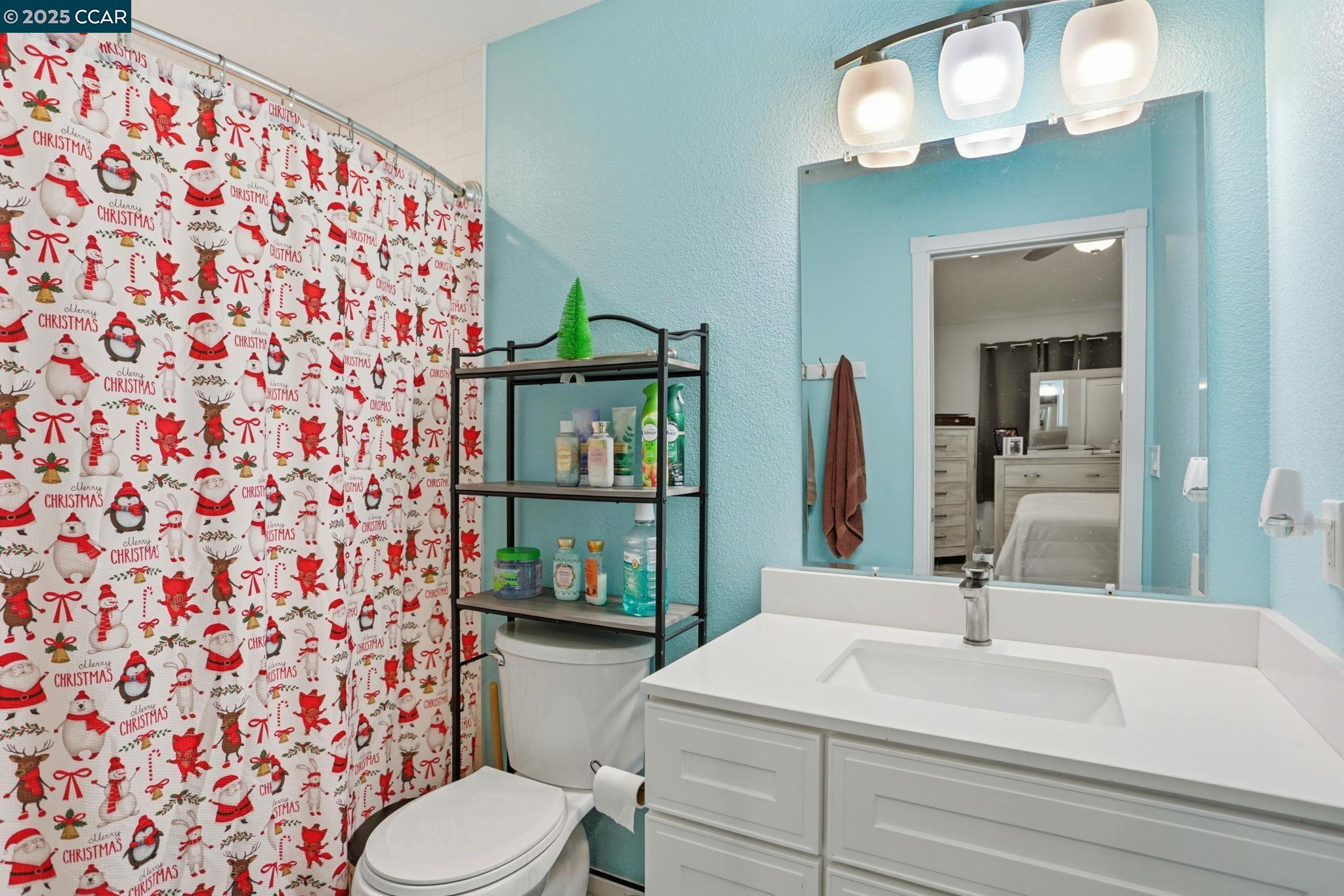 Detail Gallery Image 24 of 34 For 213 Markham Avenue, Vacaville,  CA 95688 - 4 Beds | 3/1 Baths