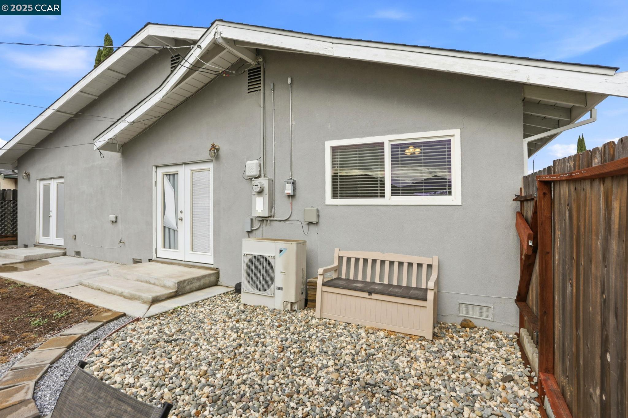 Detail Gallery Image 31 of 34 For 213 Markham Avenue, Vacaville,  CA 95688 - 4 Beds | 3/1 Baths