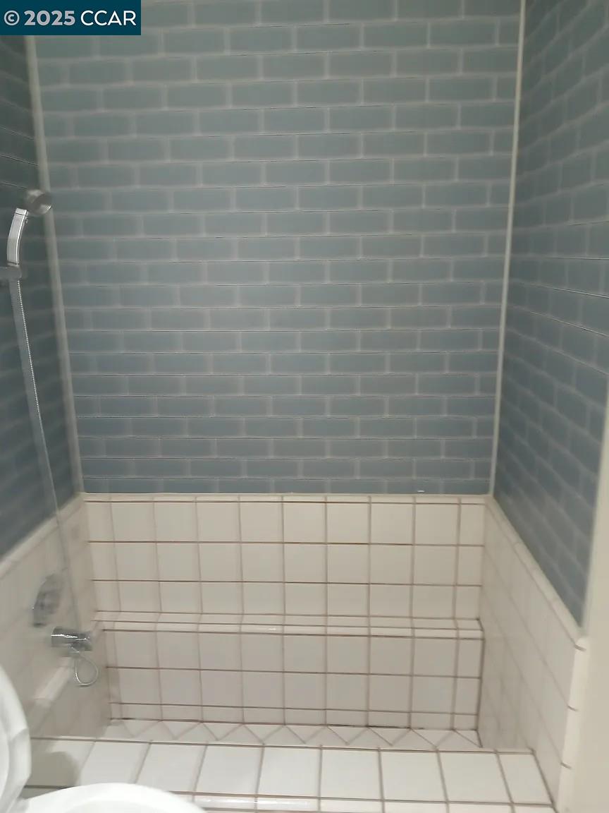 Detail Gallery Image 12 of 14 For 2551 Antoine Ct, Stockton,  CA 95209-2231 - – Beds | – Baths