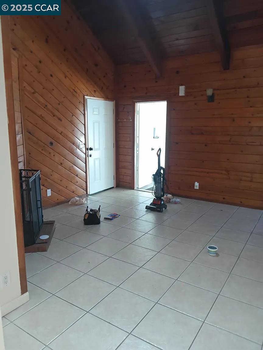 Detail Gallery Image 9 of 14 For 2551 Antoine Ct, Stockton,  CA 95209-2231 - – Beds | – Baths