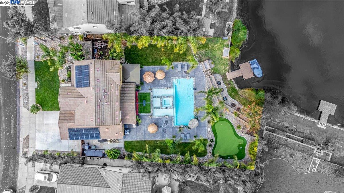 Detail Gallery Image 13 of 53 For 1050 Clear Lake Dr, Oakley,  CA 94561 - 4 Beds | 3 Baths