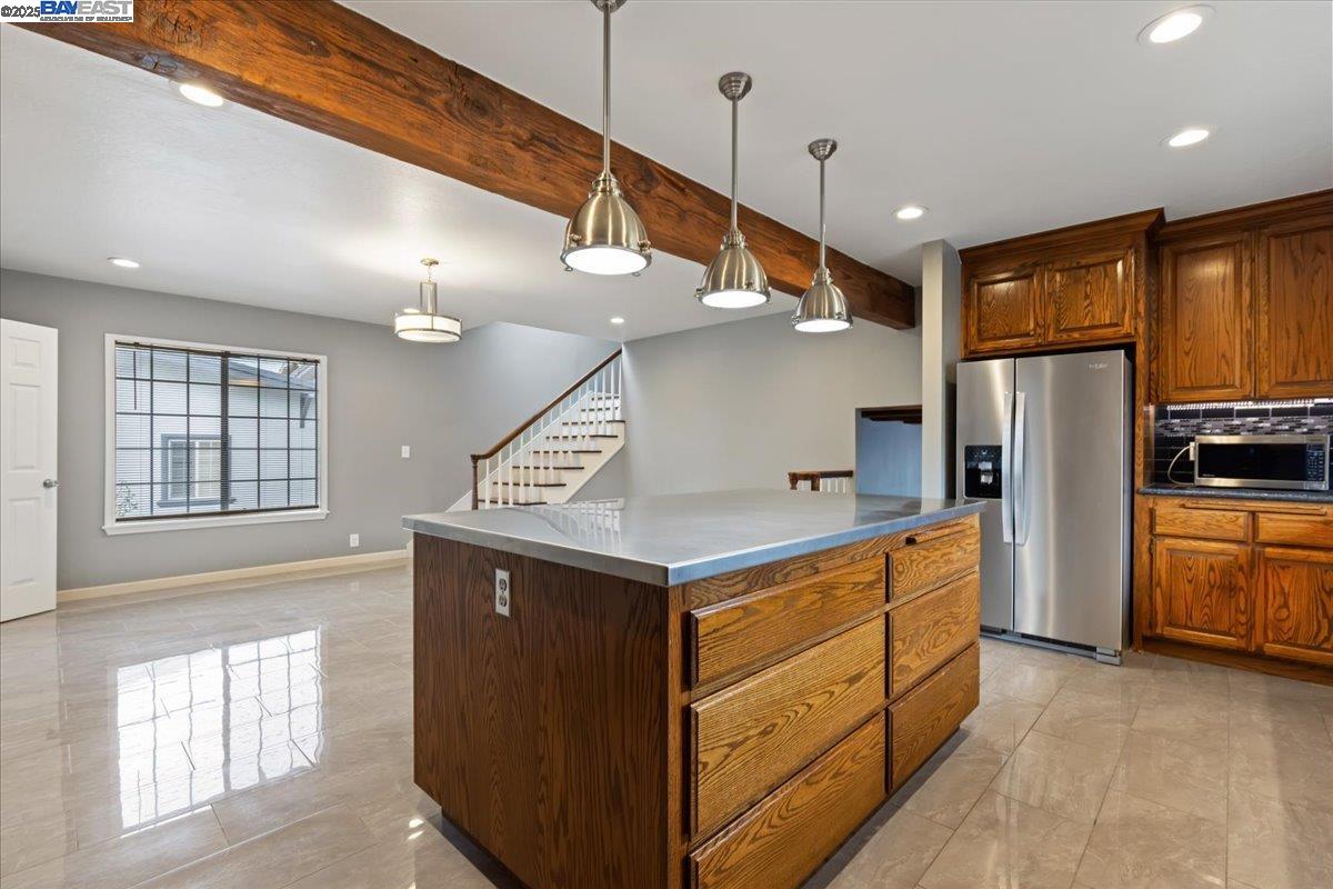 Detail Gallery Image 26 of 60 For 1672 Crescent Avenue, Castro Valley,  CA 94546 - 3 Beds | 2 Baths