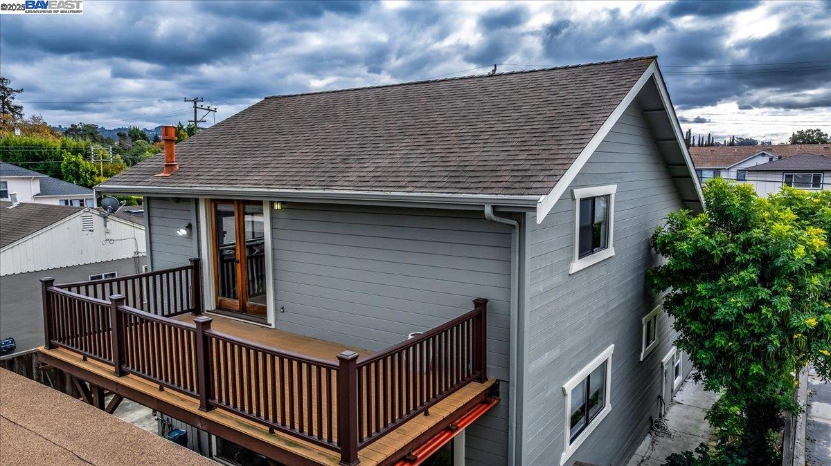 Detail Gallery Image 34 of 60 For 1672 Crescent Avenue, Castro Valley,  CA 94546 - 3 Beds | 2 Baths