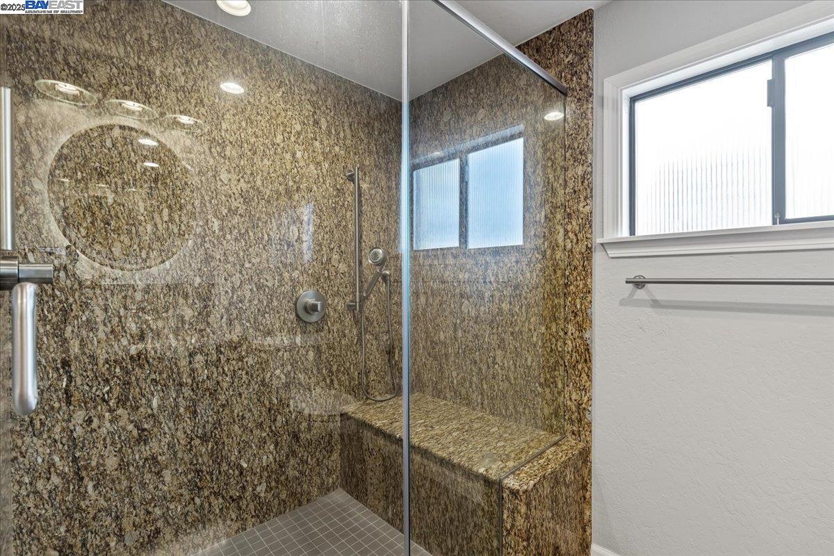 Detail Gallery Image 41 of 60 For 1672 Crescent Avenue, Castro Valley,  CA 94546 - 3 Beds | 2 Baths