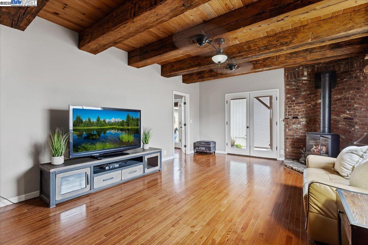 Detail Gallery Image 43 of 60 For 1672 Crescent Avenue, Castro Valley,  CA 94546 - 3 Beds | 2 Baths