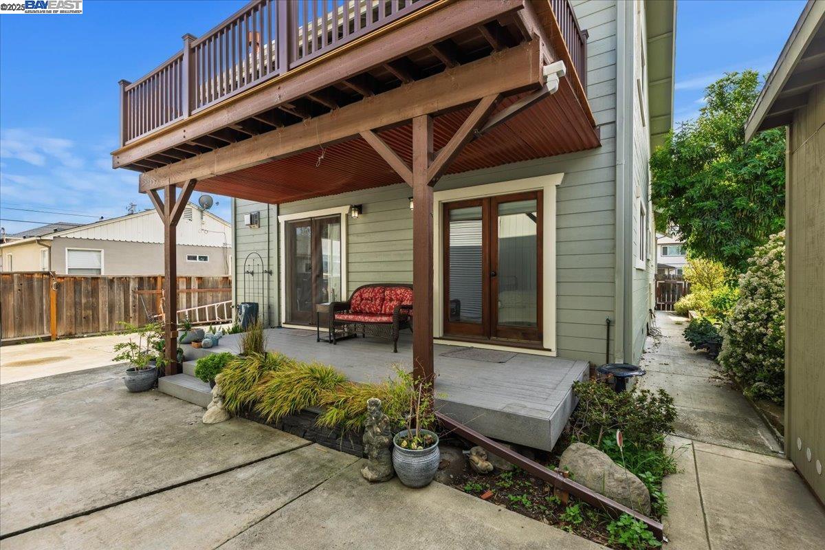 Detail Gallery Image 50 of 60 For 1672 Crescent Avenue, Castro Valley,  CA 94546 - 3 Beds | 2 Baths