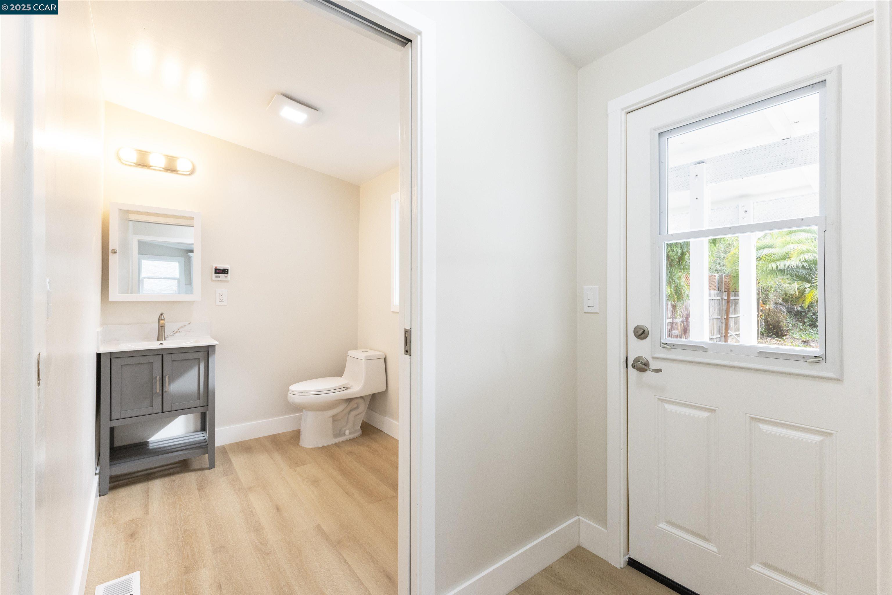 Detail Gallery Image 37 of 48 For 3500 66th Ave, Oakland,  CA 94605 - 5 Beds | 3/1 Baths