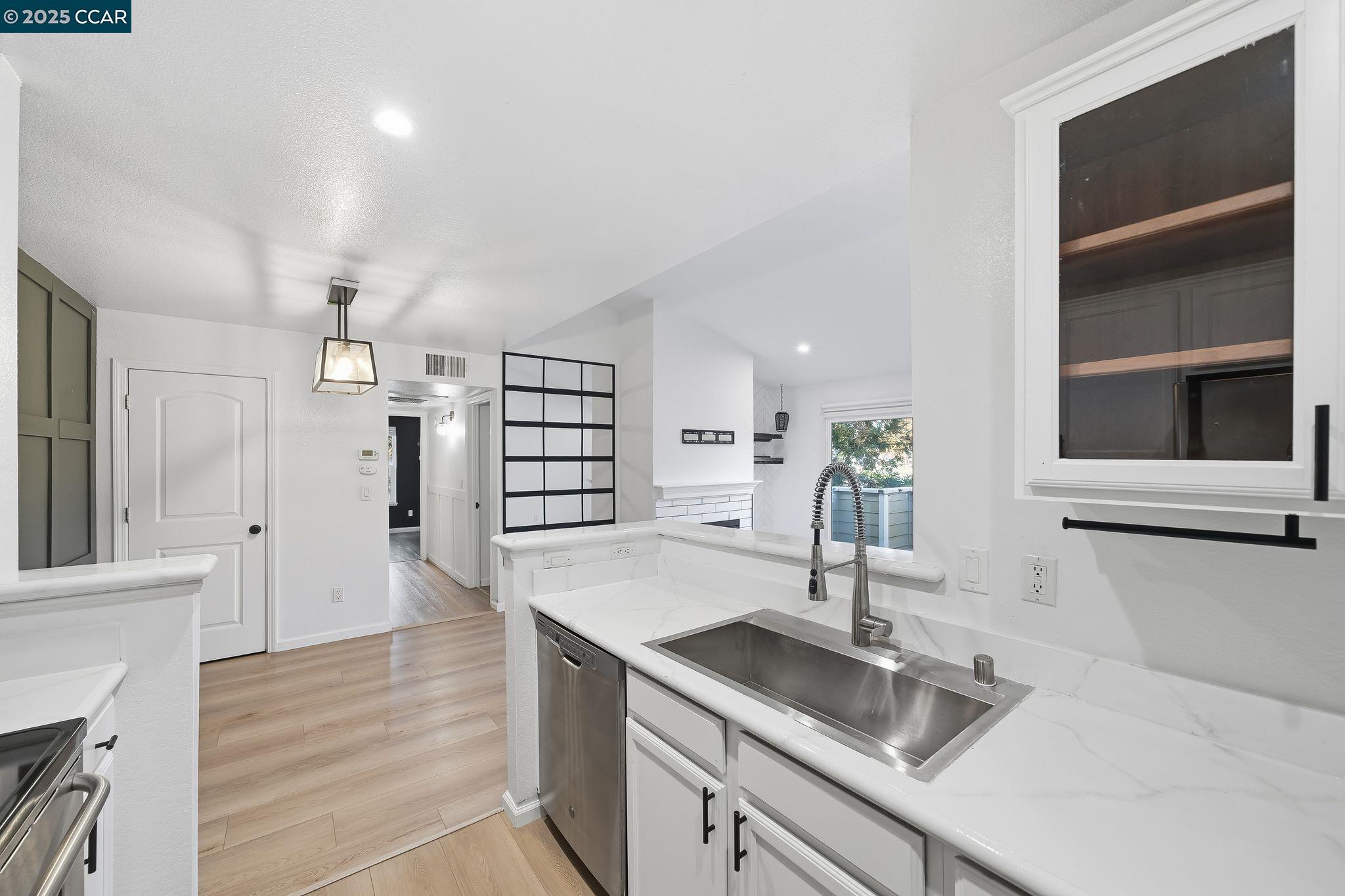 Detail Gallery Image 11 of 35 For 130 Reflections Dr #28,  San Ramon,  CA 94583 - 2 Beds | 1 Baths