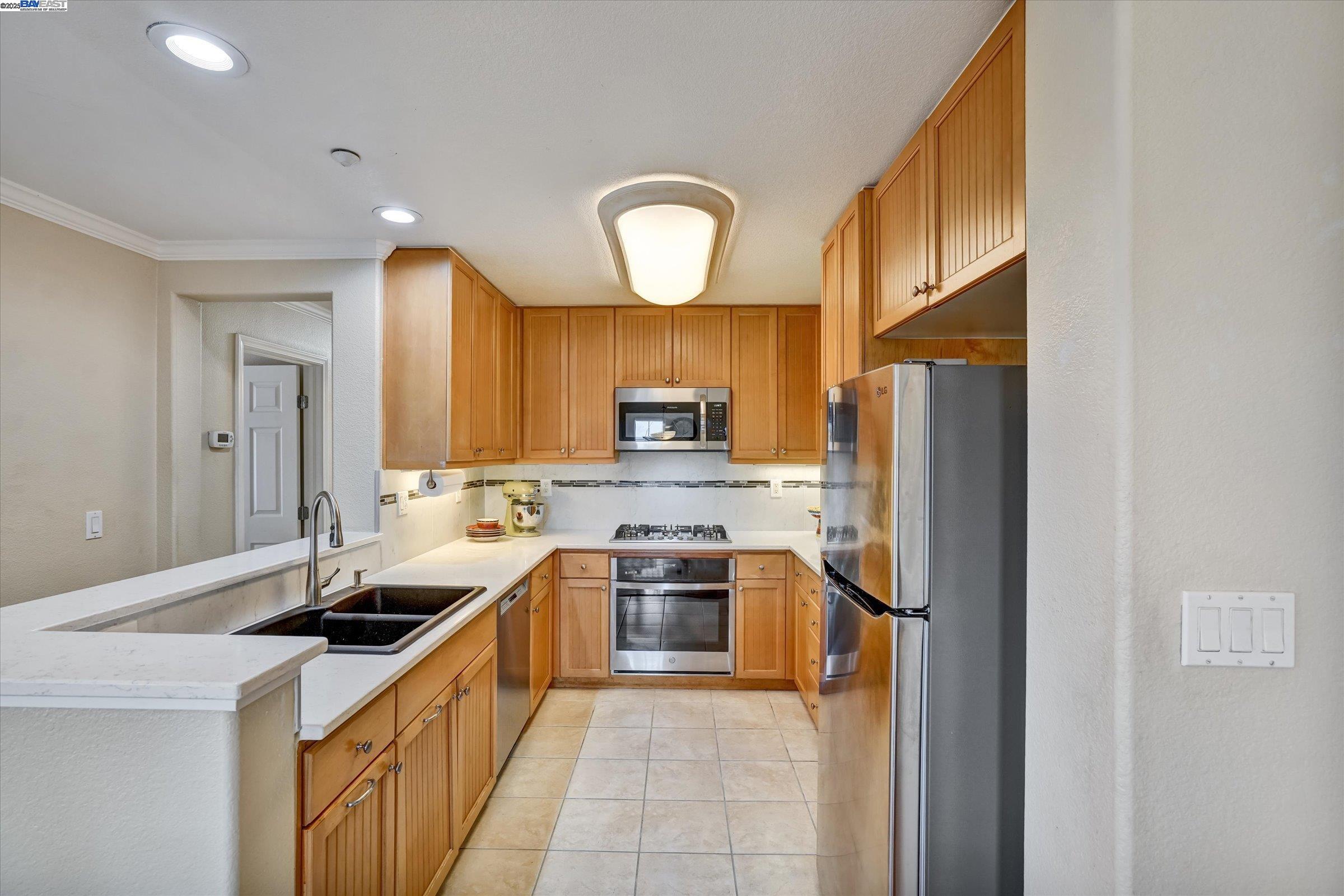 Detail Gallery Image 17 of 44 For 46 Meritage Cmn #202,  Livermore,  CA 94551 - 3 Beds | 2 Baths