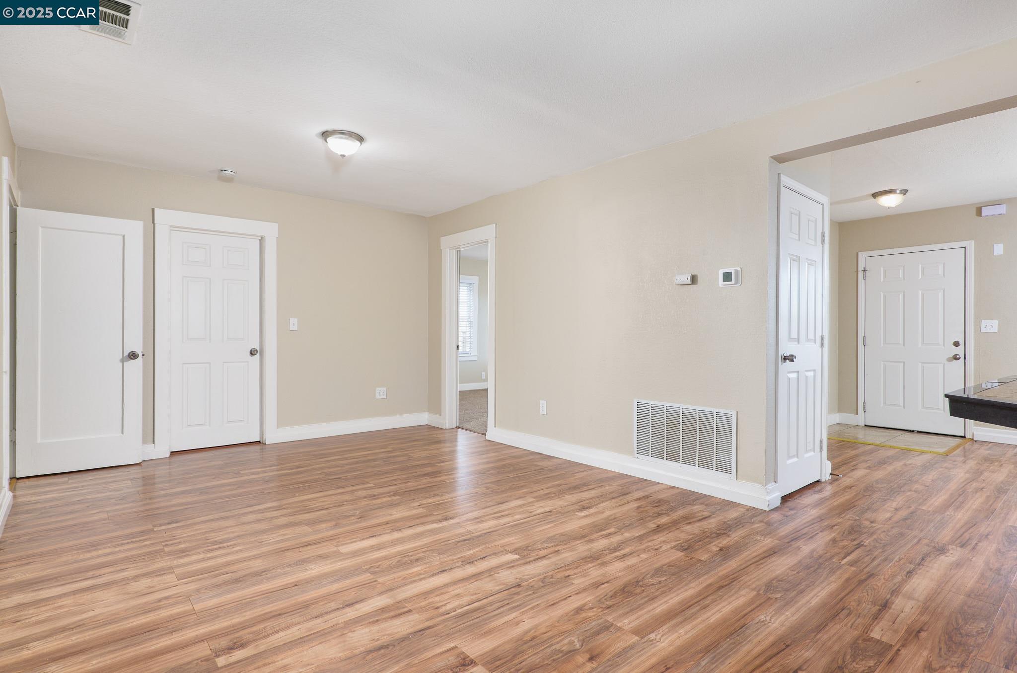 Detail Gallery Image 12 of 26 For 135 N 5th St, Rio Vista,  CA 94571 - 3 Beds | 2 Baths