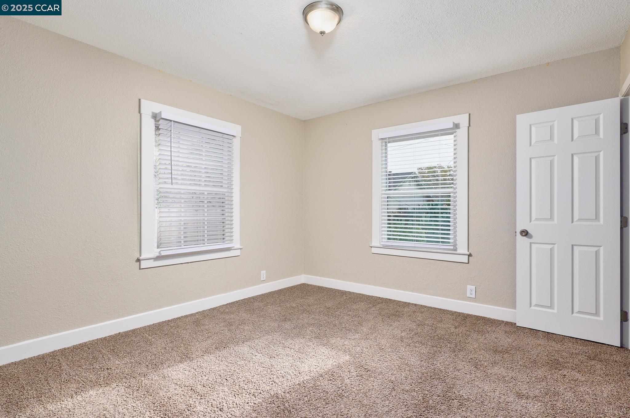 Detail Gallery Image 15 of 26 For 135 N 5th St, Rio Vista,  CA 94571 - 3 Beds | 2 Baths