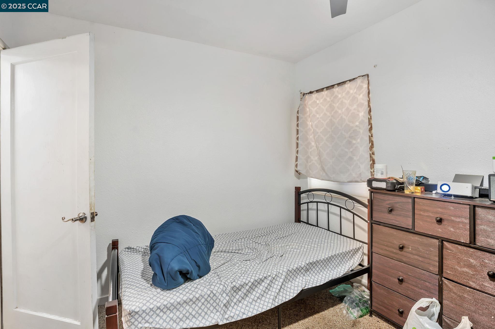 Detail Gallery Image 16 of 23 For 1316 Lincoln St, Fairfield,  CA 94533 - 3 Beds | 1 Baths