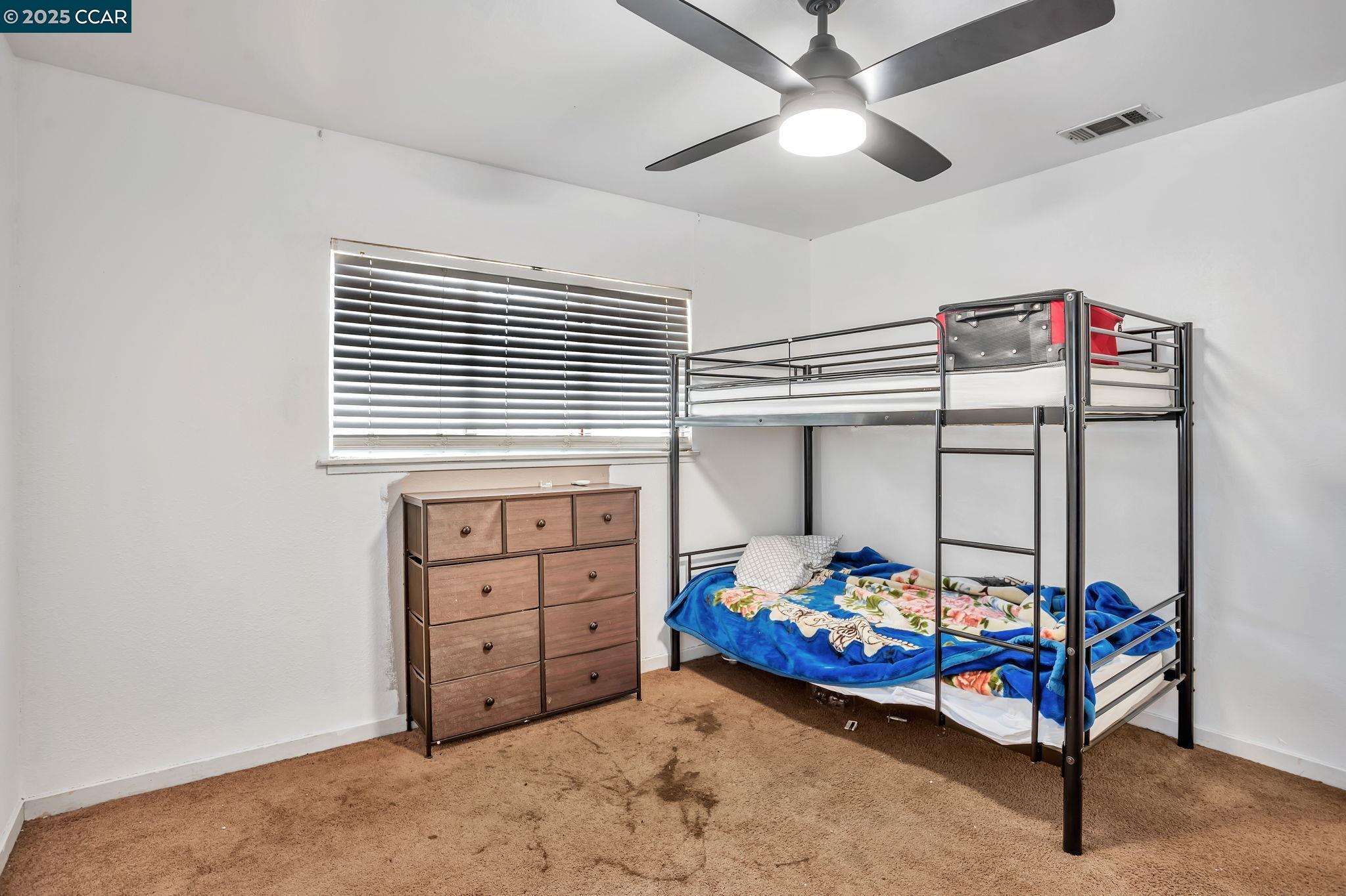 Detail Gallery Image 19 of 23 For 1316 Lincoln St, Fairfield,  CA 94533 - 3 Beds | 1 Baths