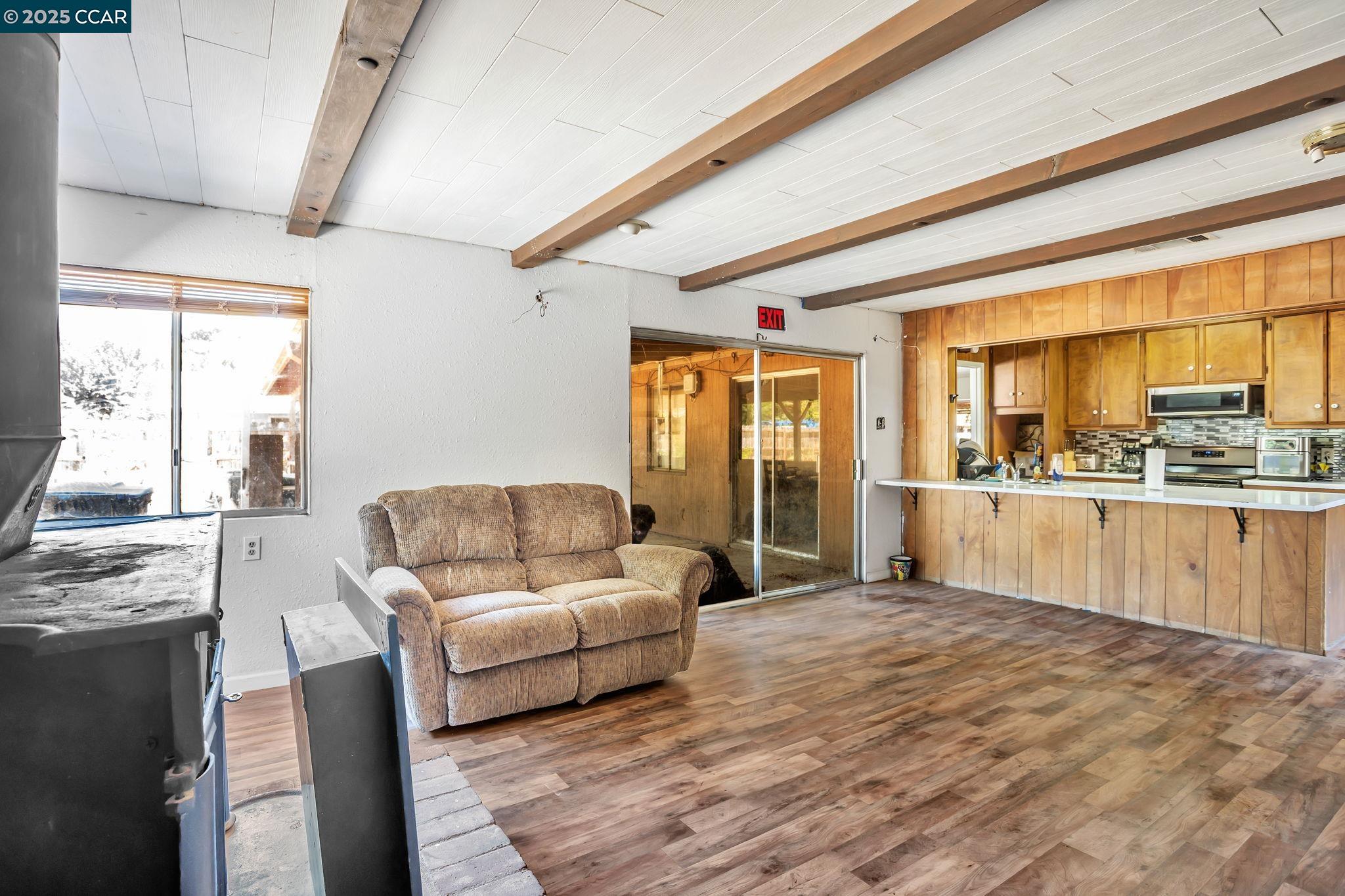 Detail Gallery Image 10 of 23 For 1316 Lincoln St, Fairfield,  CA 94533 - 3 Beds | 1 Baths