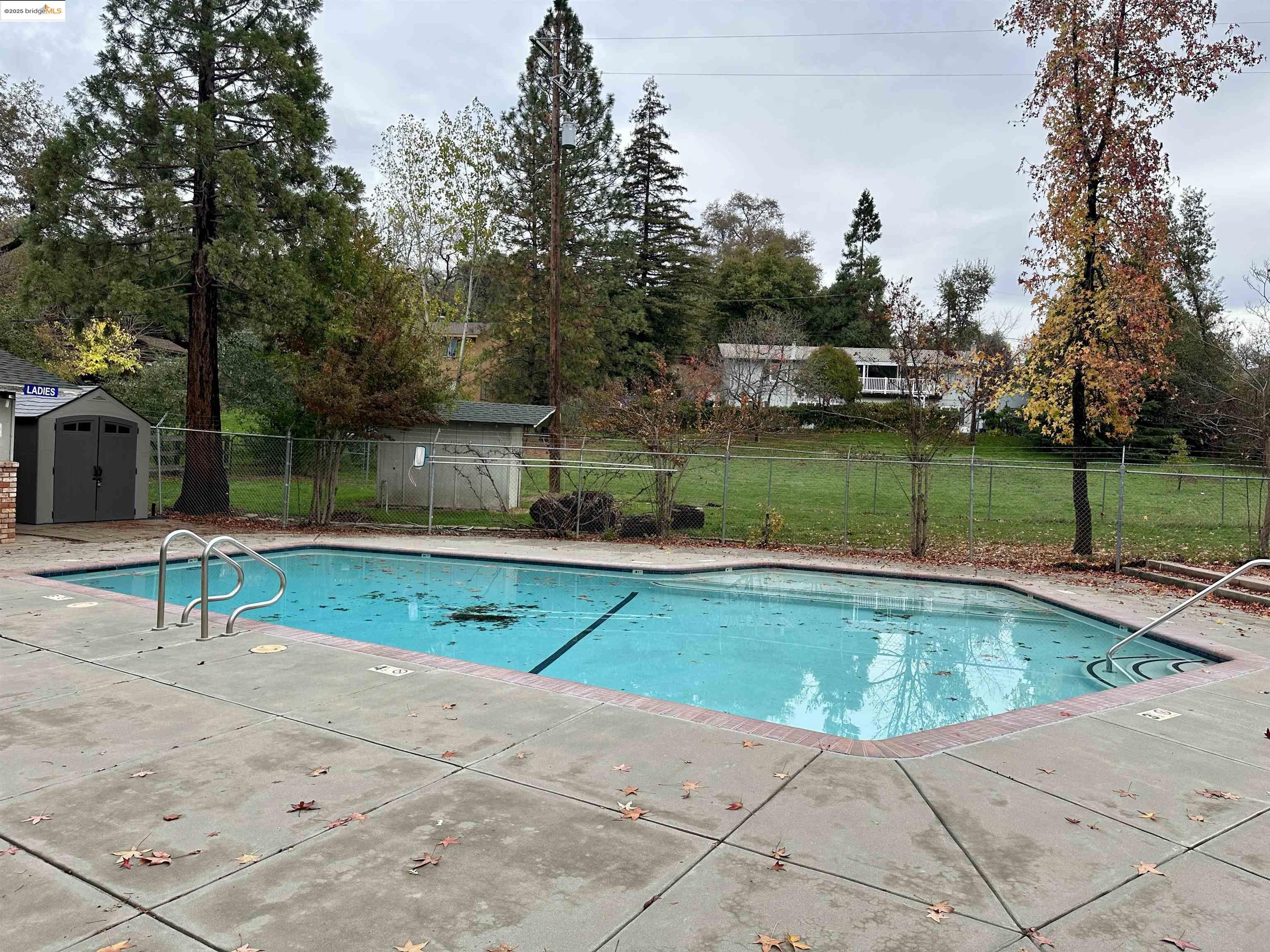 Detail Gallery Image 19 of 23 For 19817 via Redonda Rd, Sonora,  CA 95370 - 3 Beds | 2 Baths