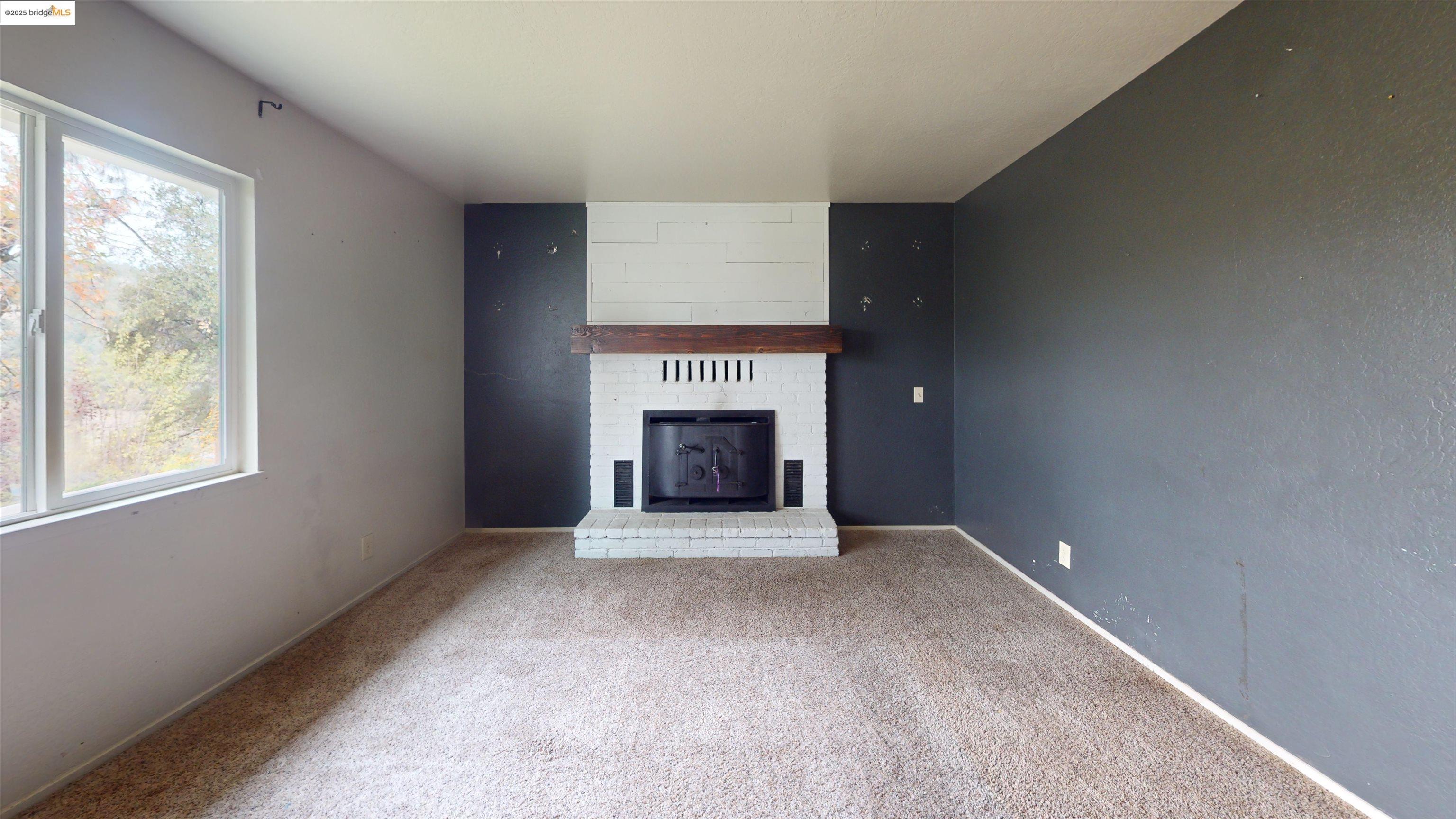 Detail Gallery Image 3 of 23 For 19817 via Redonda Rd, Sonora,  CA 95370 - 3 Beds | 2 Baths