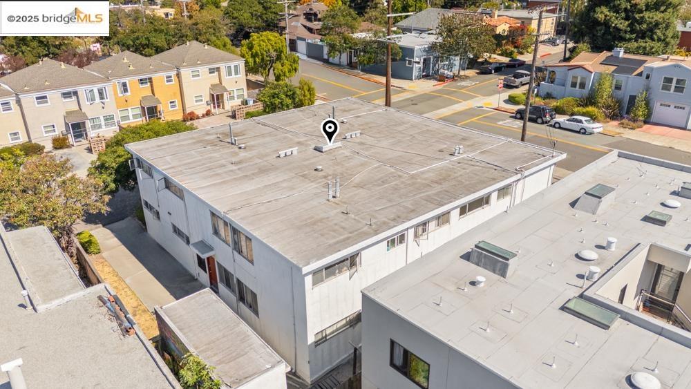 Detail Gallery Image 19 of 21 For 1728 Curtis St, Berkeley,  CA 94702 - – Beds | – Baths