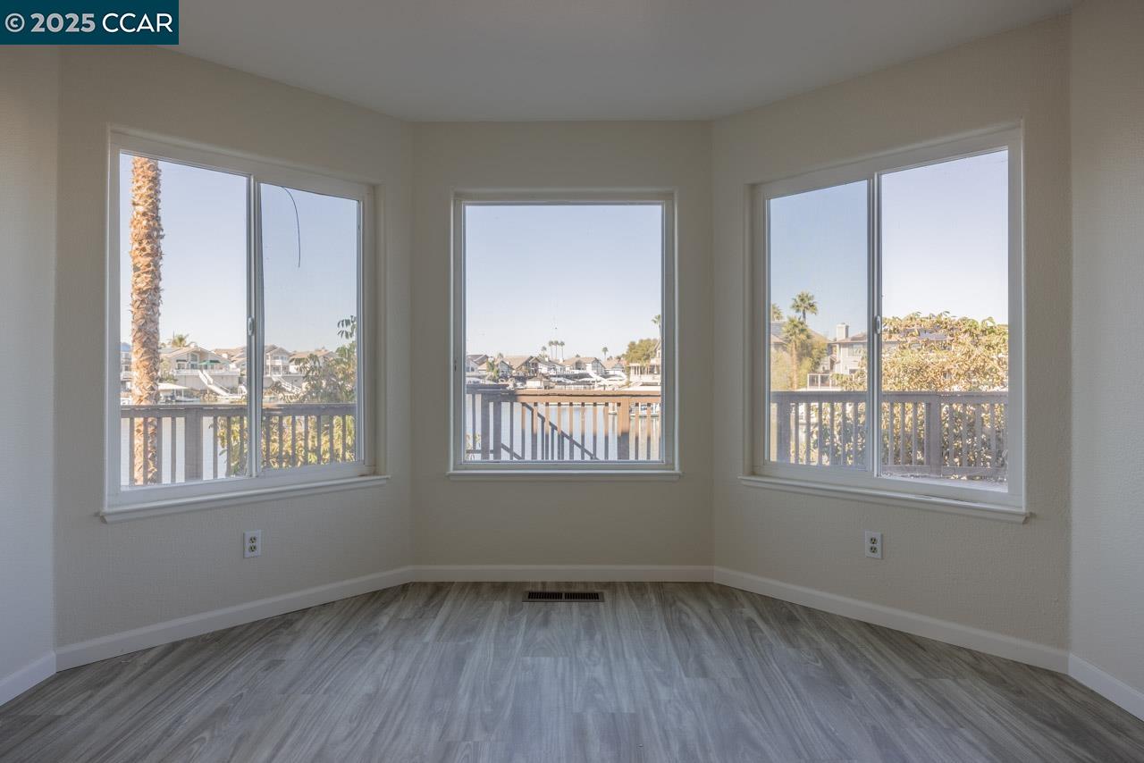 Detail Gallery Image 23 of 37 For 4305 Monterey Ct, Discovery Bay,  CA 94505 - 3 Beds | 2/1 Baths