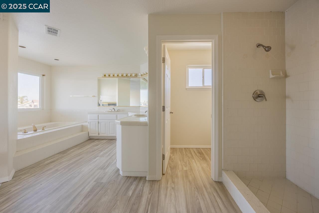 Detail Gallery Image 25 of 37 For 4305 Monterey Ct, Discovery Bay,  CA 94505 - 3 Beds | 2/1 Baths