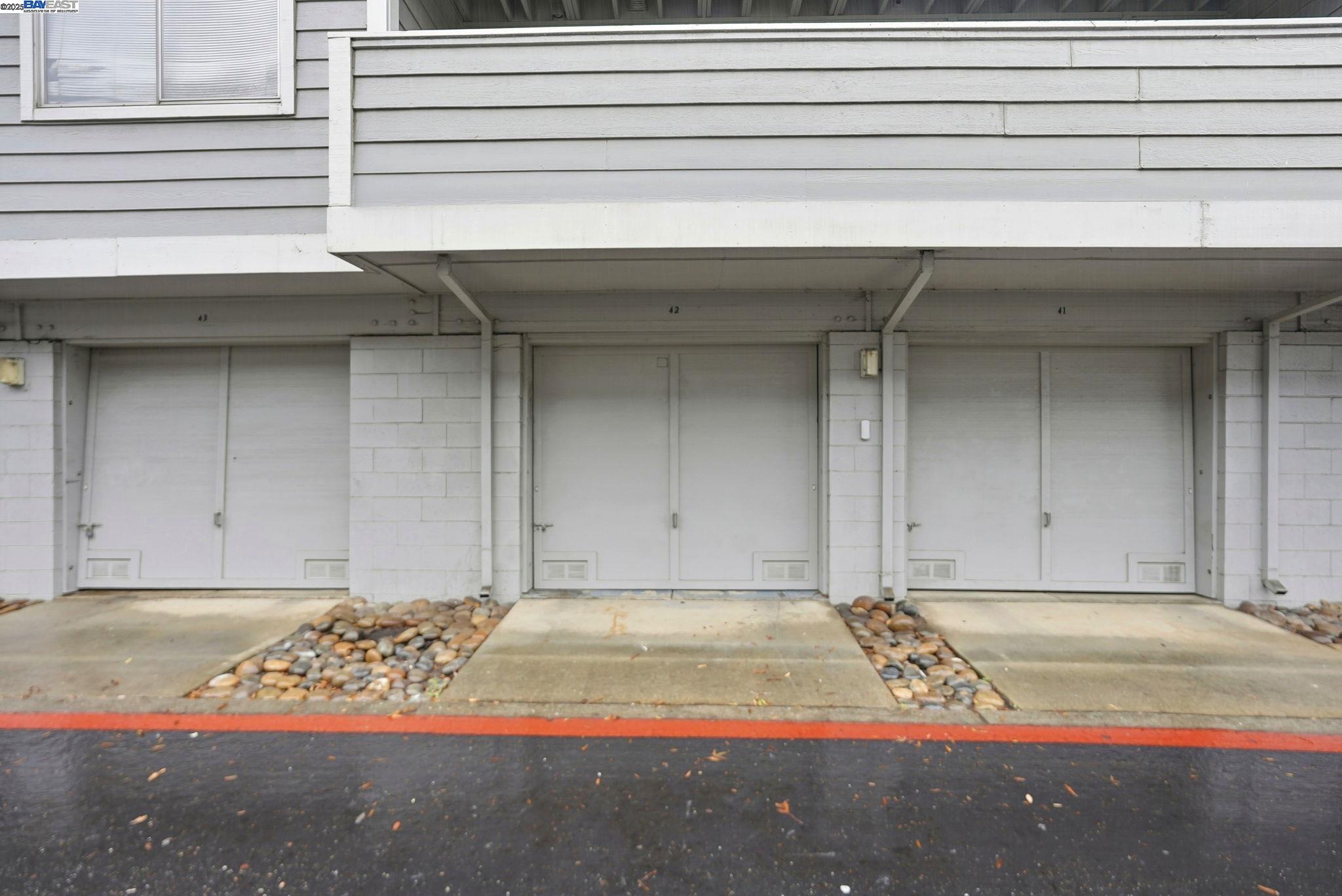 Detail Gallery Image 17 of 21 For 655 River Oak Way #42,  Hayward,  CA 94544 - 1 Beds | 1 Baths