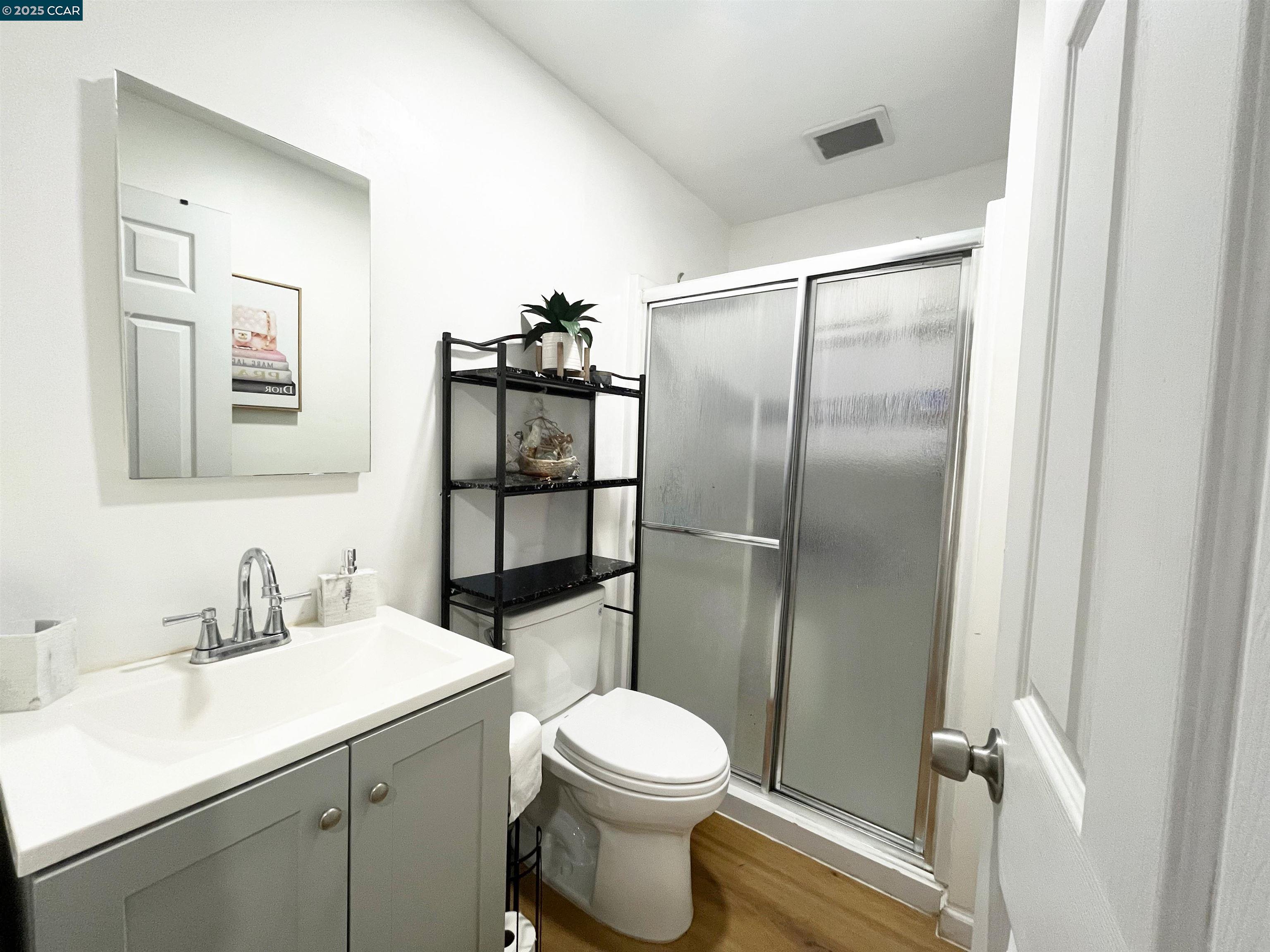 Detail Gallery Image 19 of 31 For 250 W Cypress Rd, Oakley,  CA 94561 - 3 Beds | 2 Baths