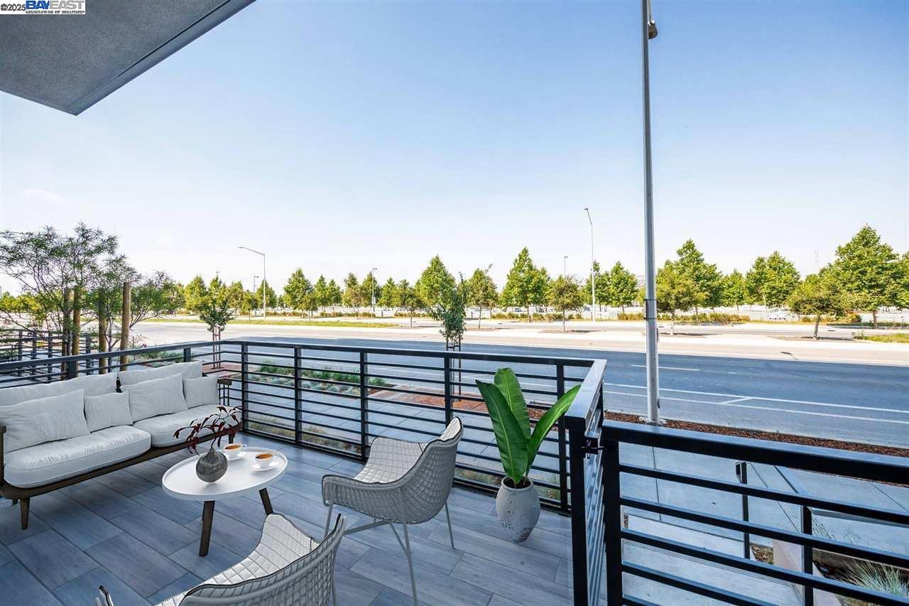 Detail Gallery Image 5 of 11 For 45128 Warm Springs Blvd #105,  Fremont,  CA 94539 - 1 Beds | 1 Baths