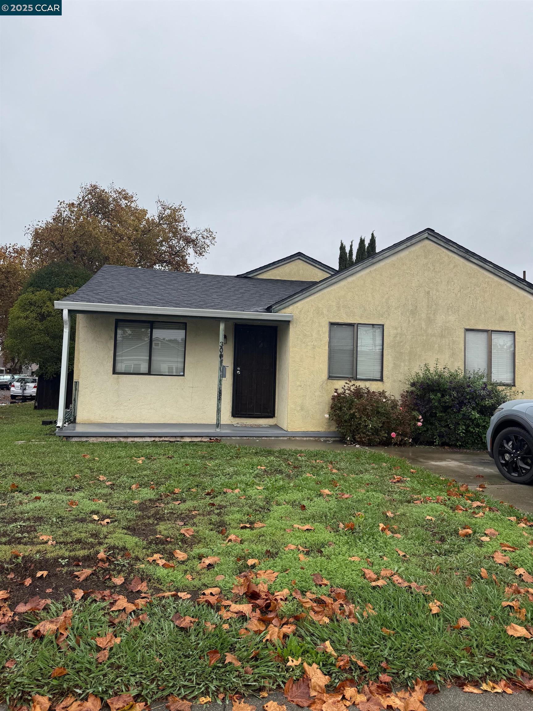 Front Image Thumbnail for CC41117617