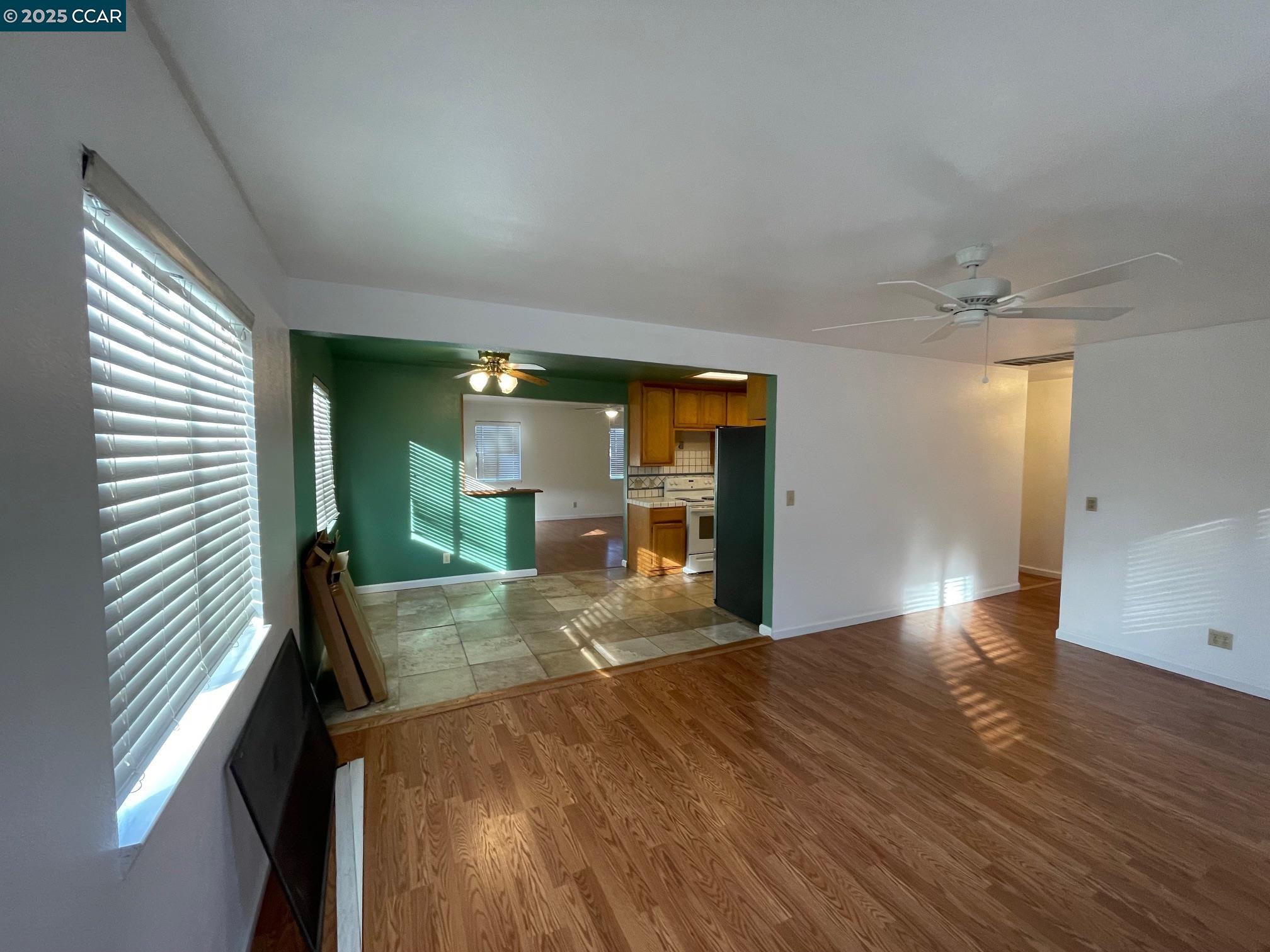 Detail Gallery Image 13 of 22 For 300 Concord St, Vallejo,  CA 94591 - 3 Beds | 2 Baths