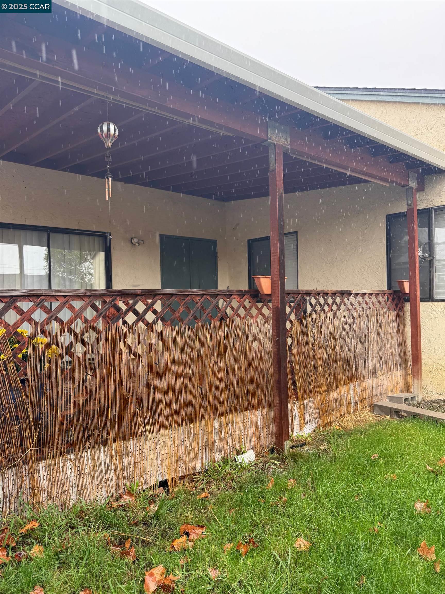 Detail Gallery Image 4 of 22 For 300 Concord St, Vallejo,  CA 94591 - 3 Beds | 2 Baths