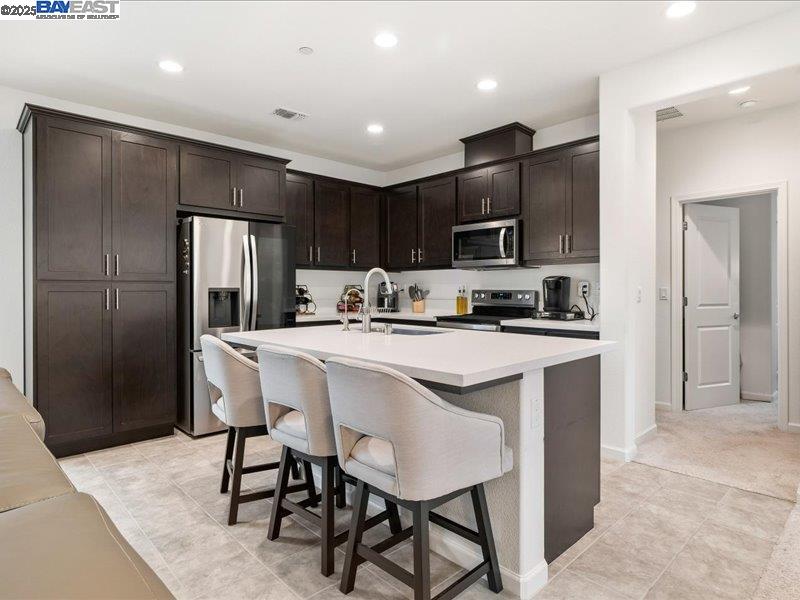 Detail Gallery Image 21 of 40 For 17353 Morning View Drive, Lathrop,  CA 95330 - 3 Beds | 2 Baths