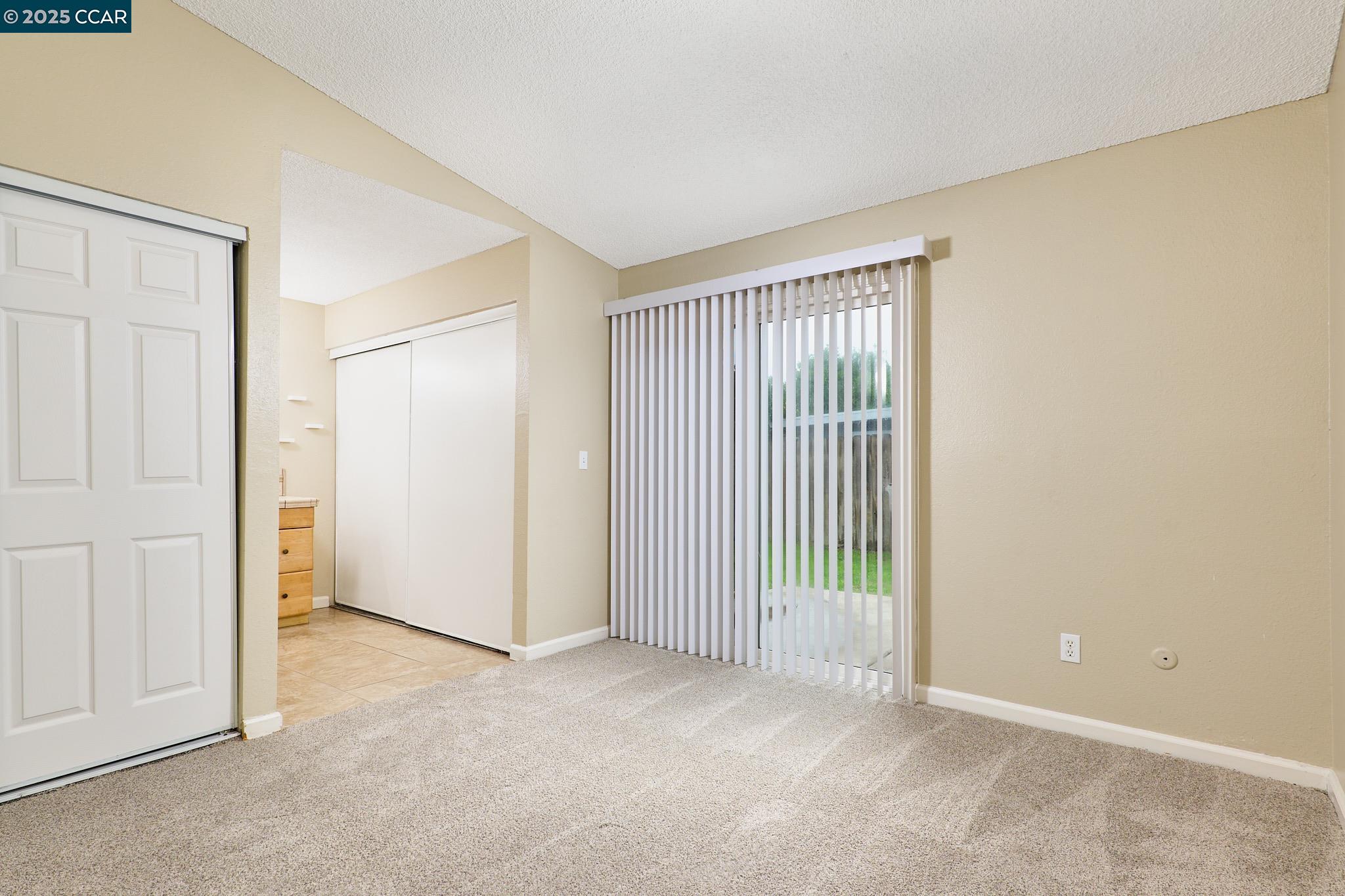 Detail Gallery Image 13 of 20 For 7827 Deer Meadow Dr, Sacramento,  CA 95823 - 3 Beds | 2 Baths
