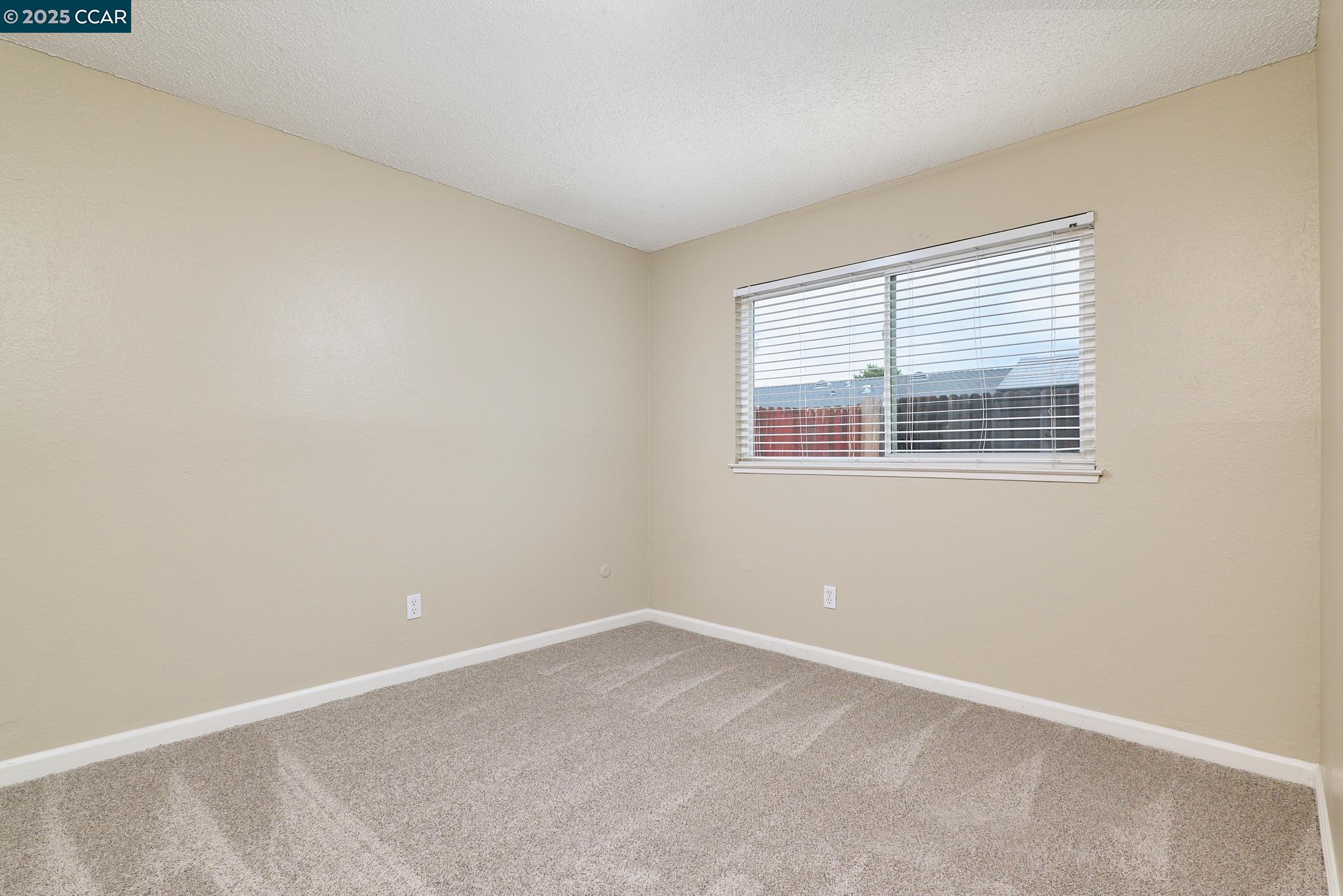 Detail Gallery Image 17 of 20 For 7827 Deer Meadow Dr, Sacramento,  CA 95823 - 3 Beds | 2 Baths