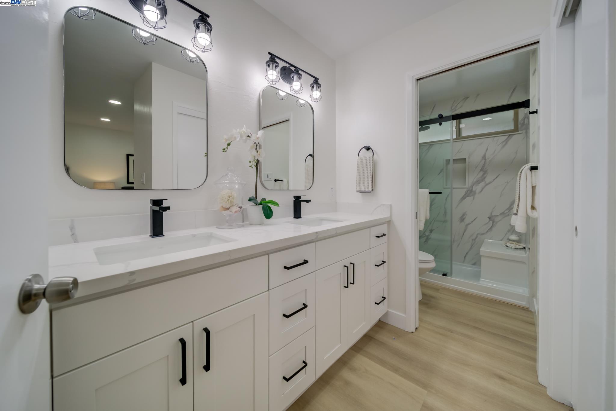 Detail Gallery Image 29 of 44 For 100 Alameda Place, San Bruno,  CA 94066-2534 - 4 Beds | 3 Baths